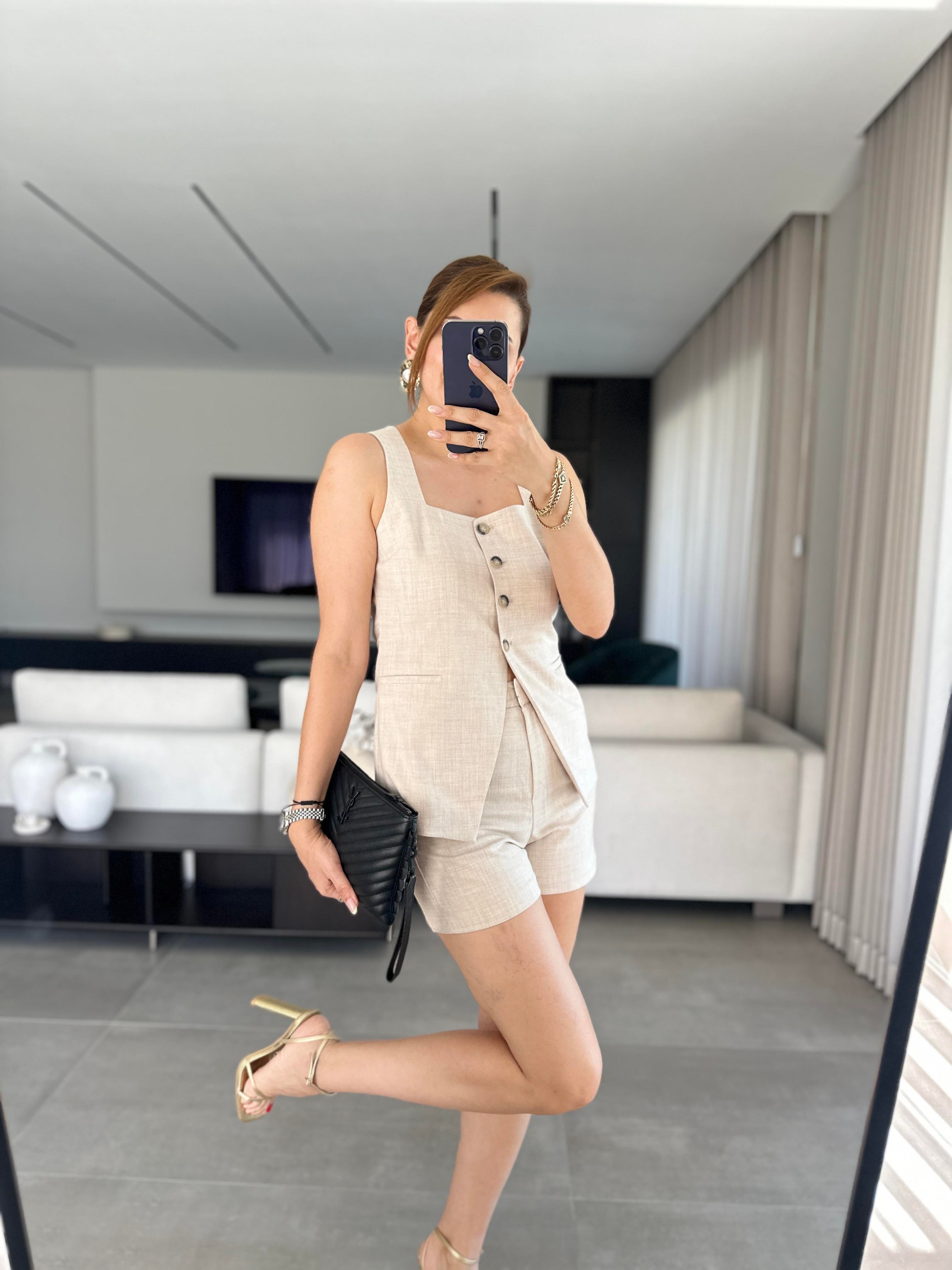 Düğme Detaylı Şort Bluz Takım