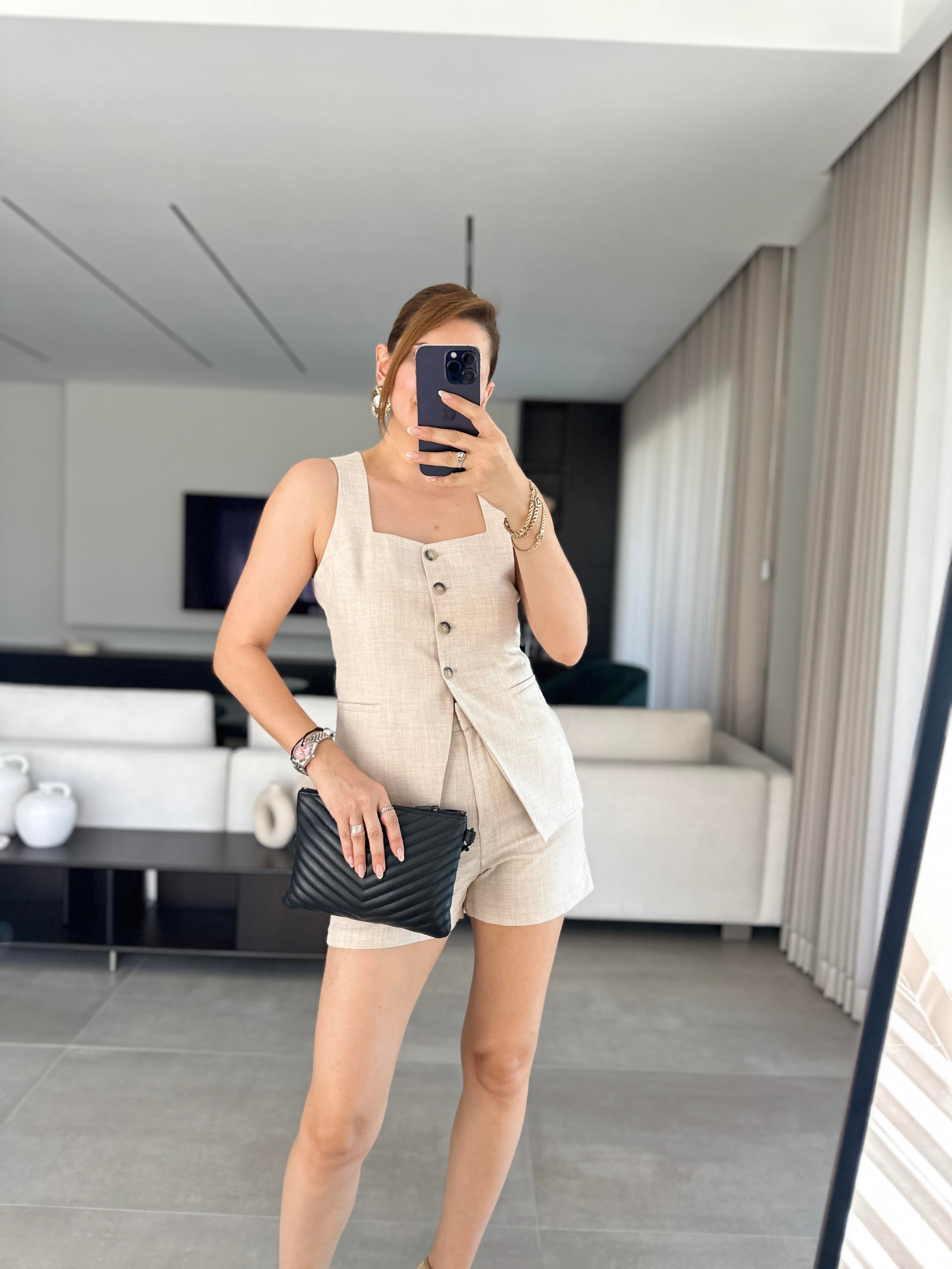 Düğme Detaylı Şort Bluz Takım