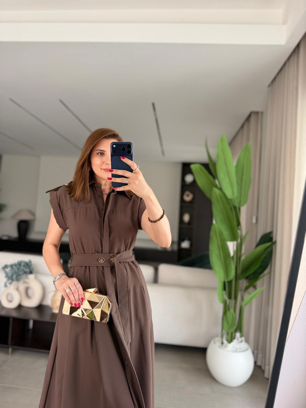 Düğmeli Kemer Detaylı Uzun Elbise