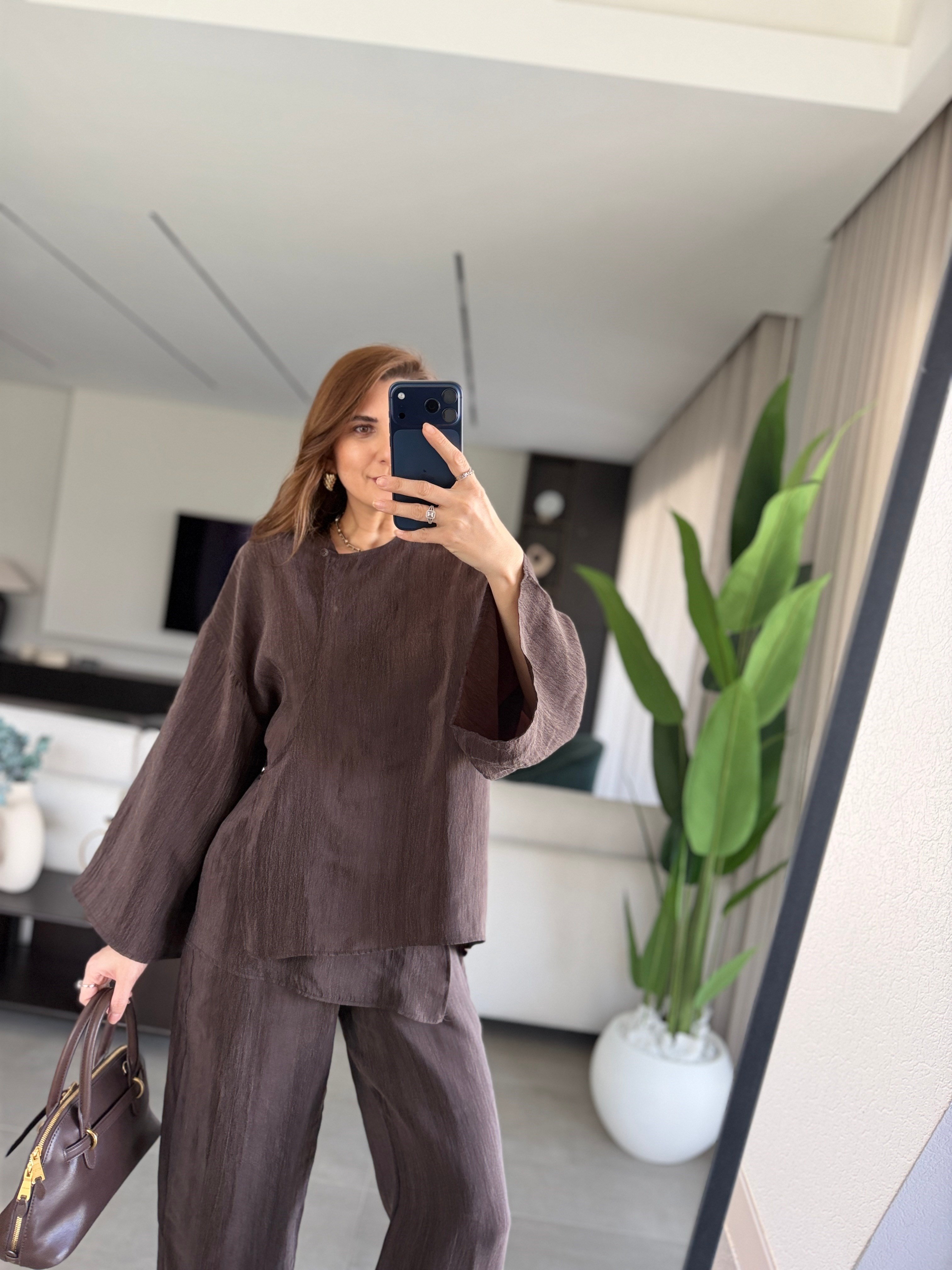 Düğmeli Ve Bağlamalı Bluz Takım