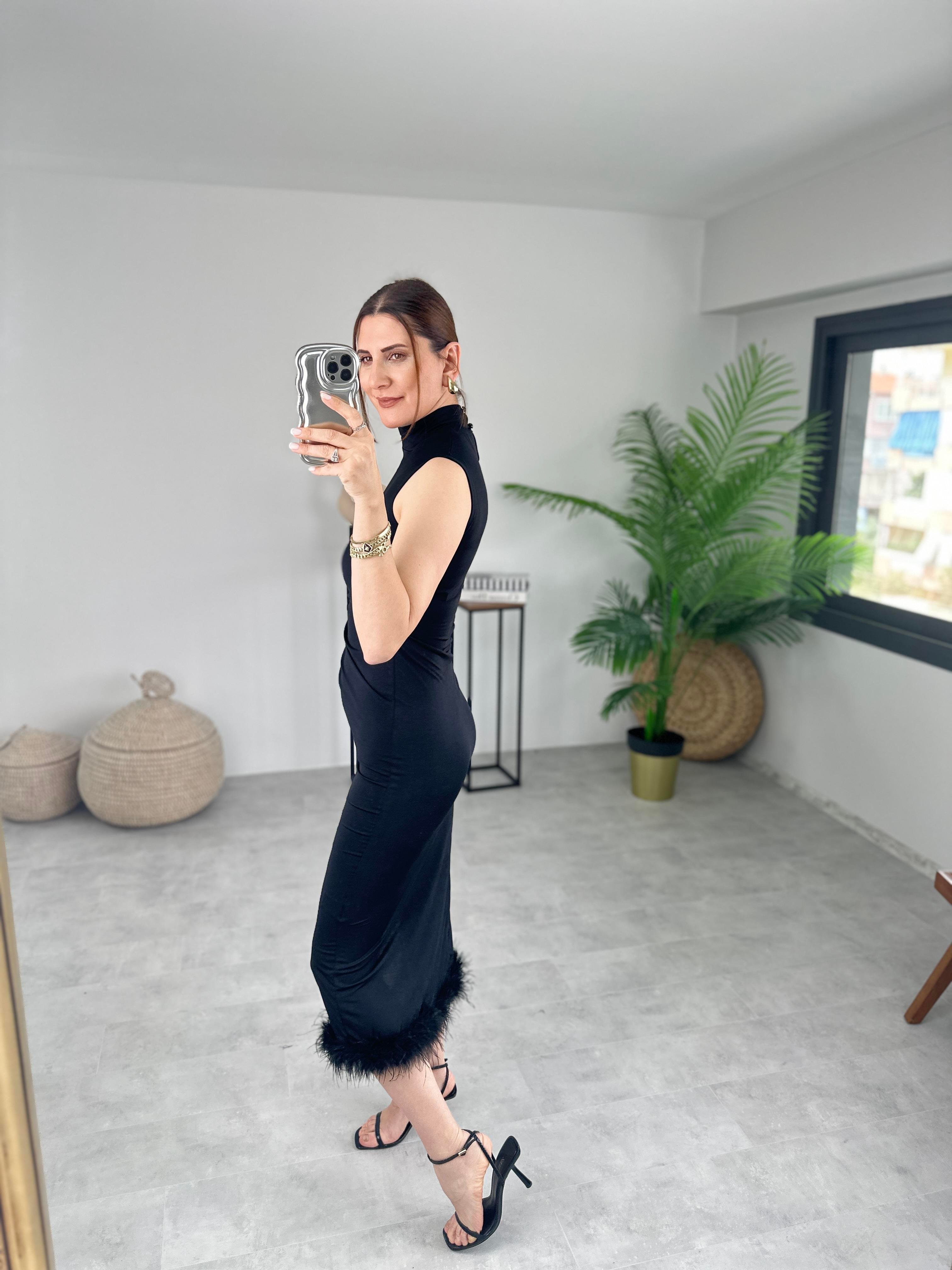ETEĞİ OTRİŞLİ ELBİSE
