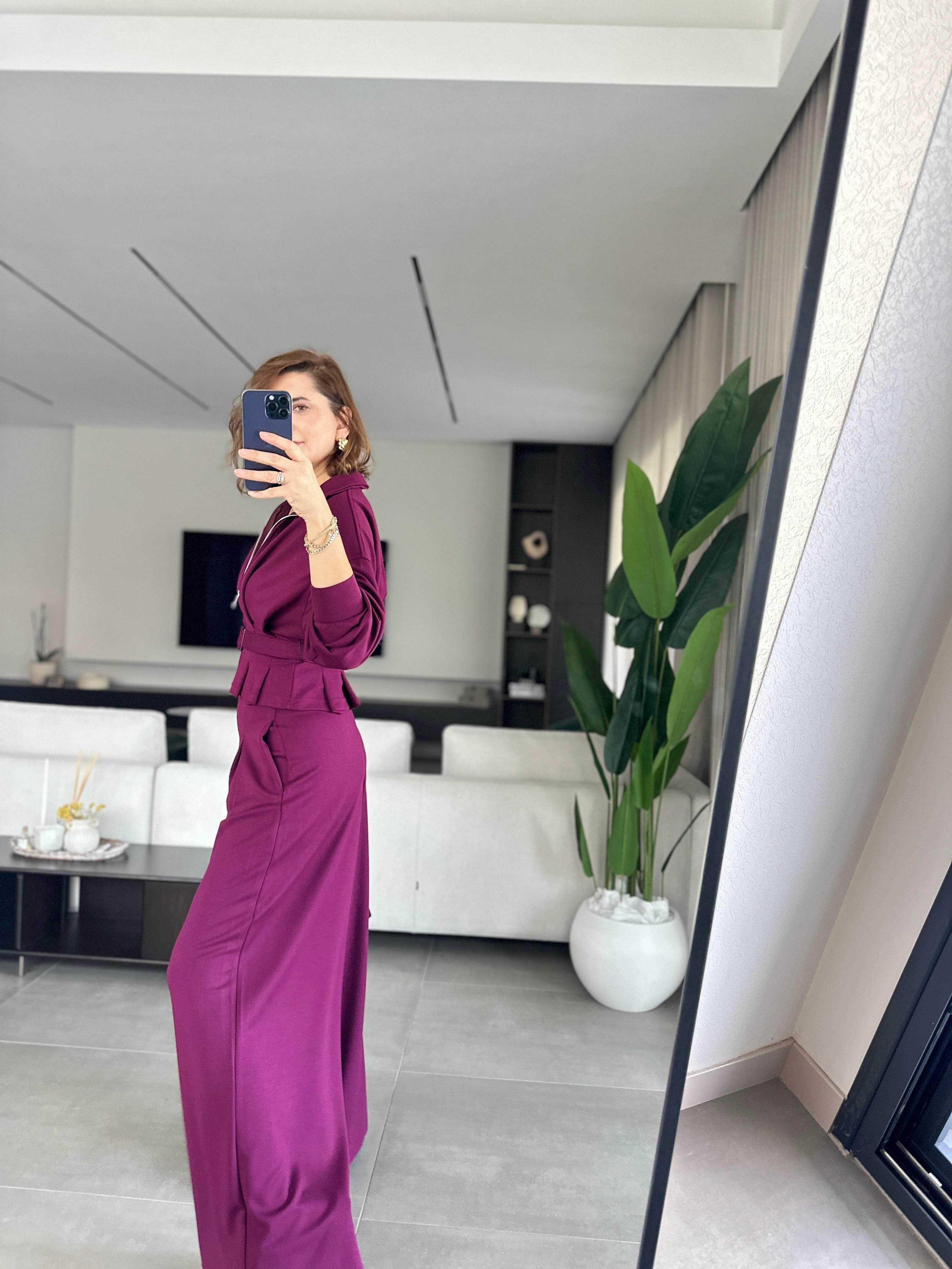 Eteği Piliseli Ceket Takım