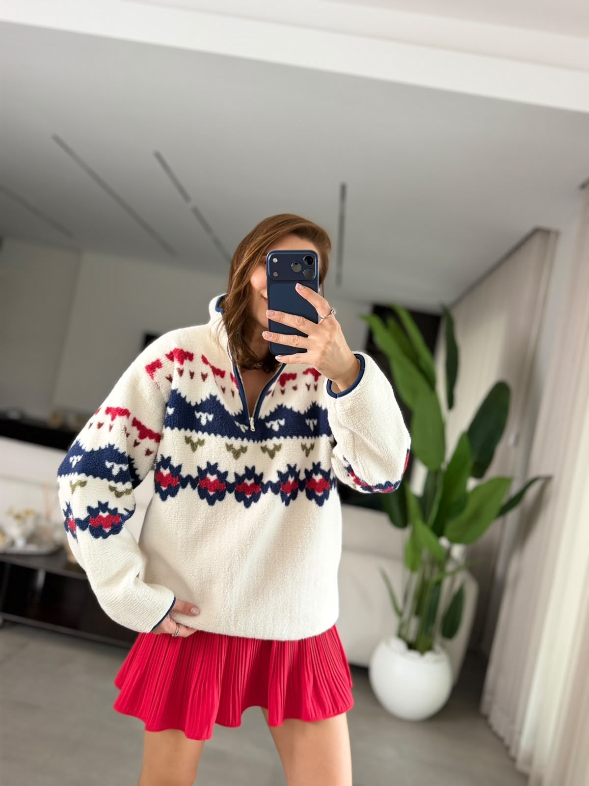 Etnik Desenli Peluş Sweat