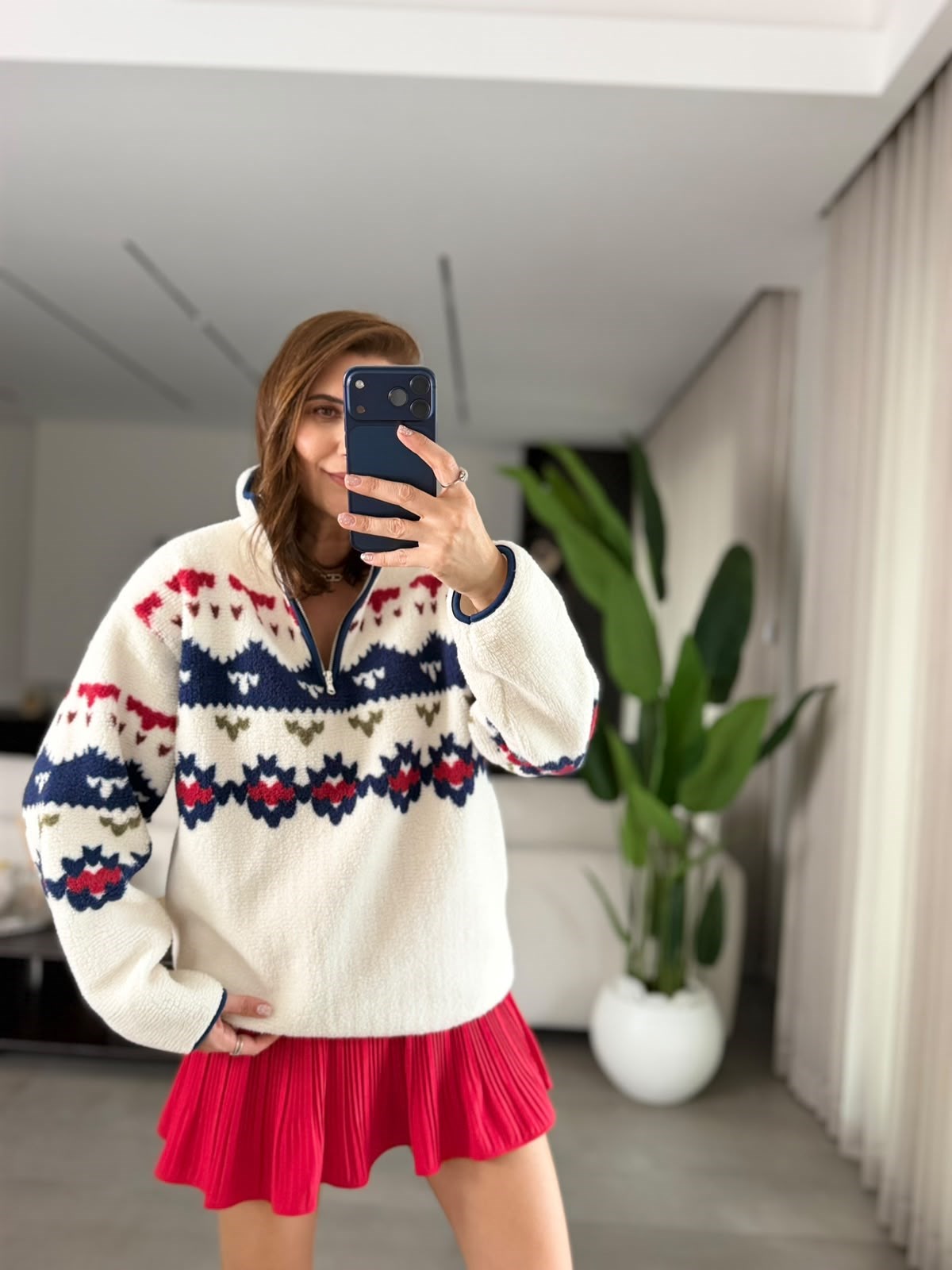 Etnik Desenli Peluş Sweat