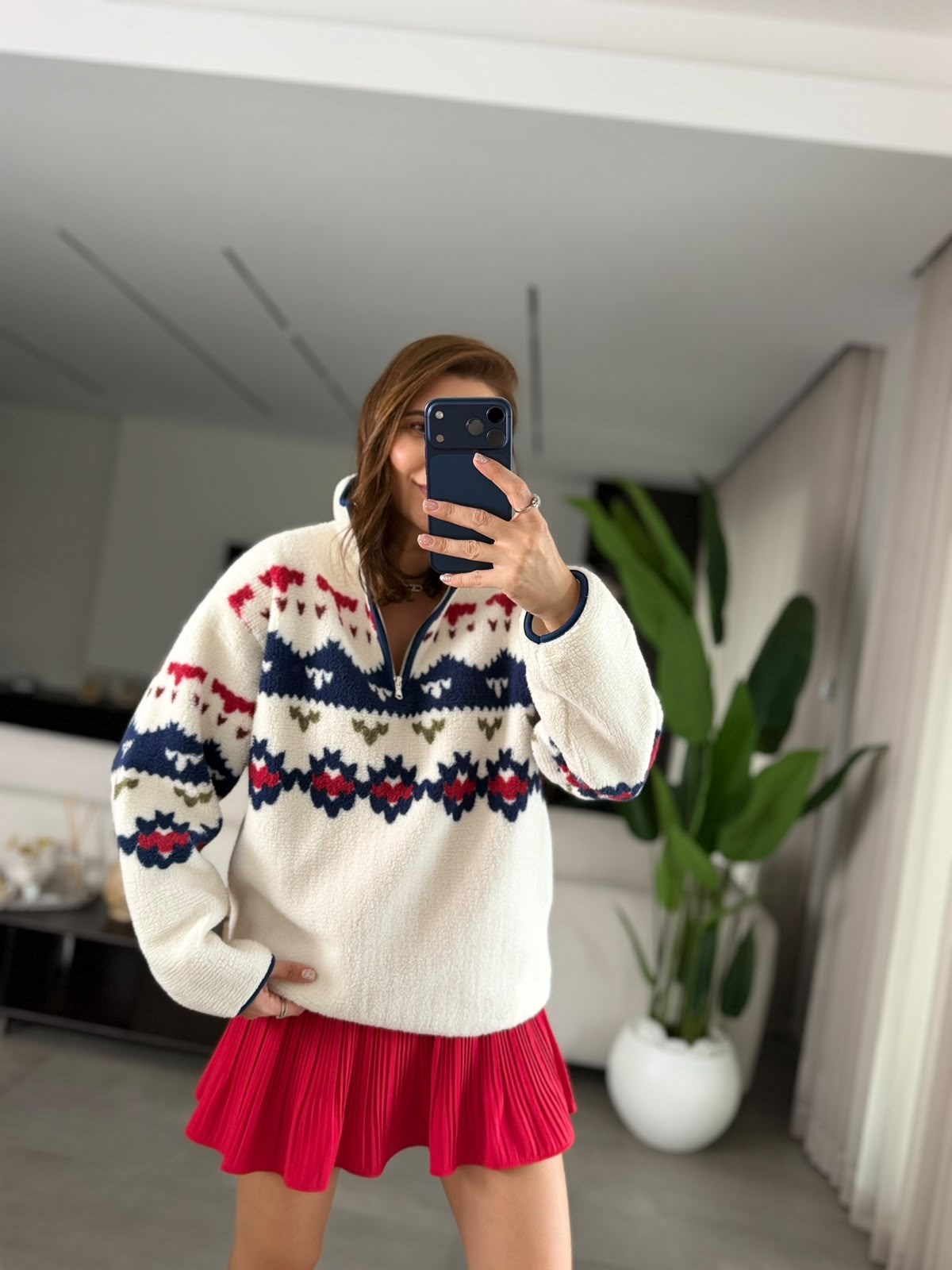 Etnik Desenli Peluş Sweat