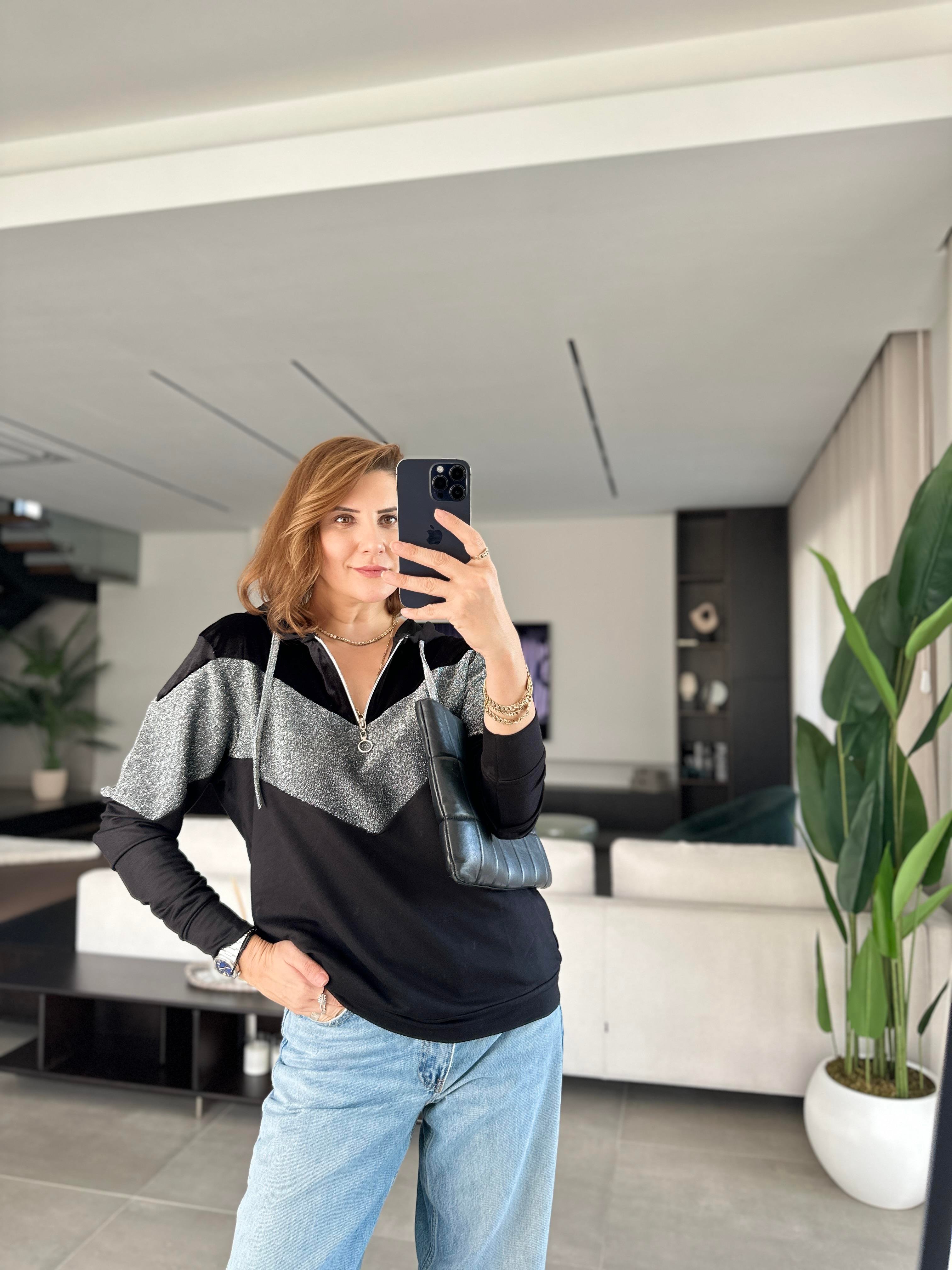 Fermuarlı Kapşonlu Sim Şerit Detaylı Sweat
