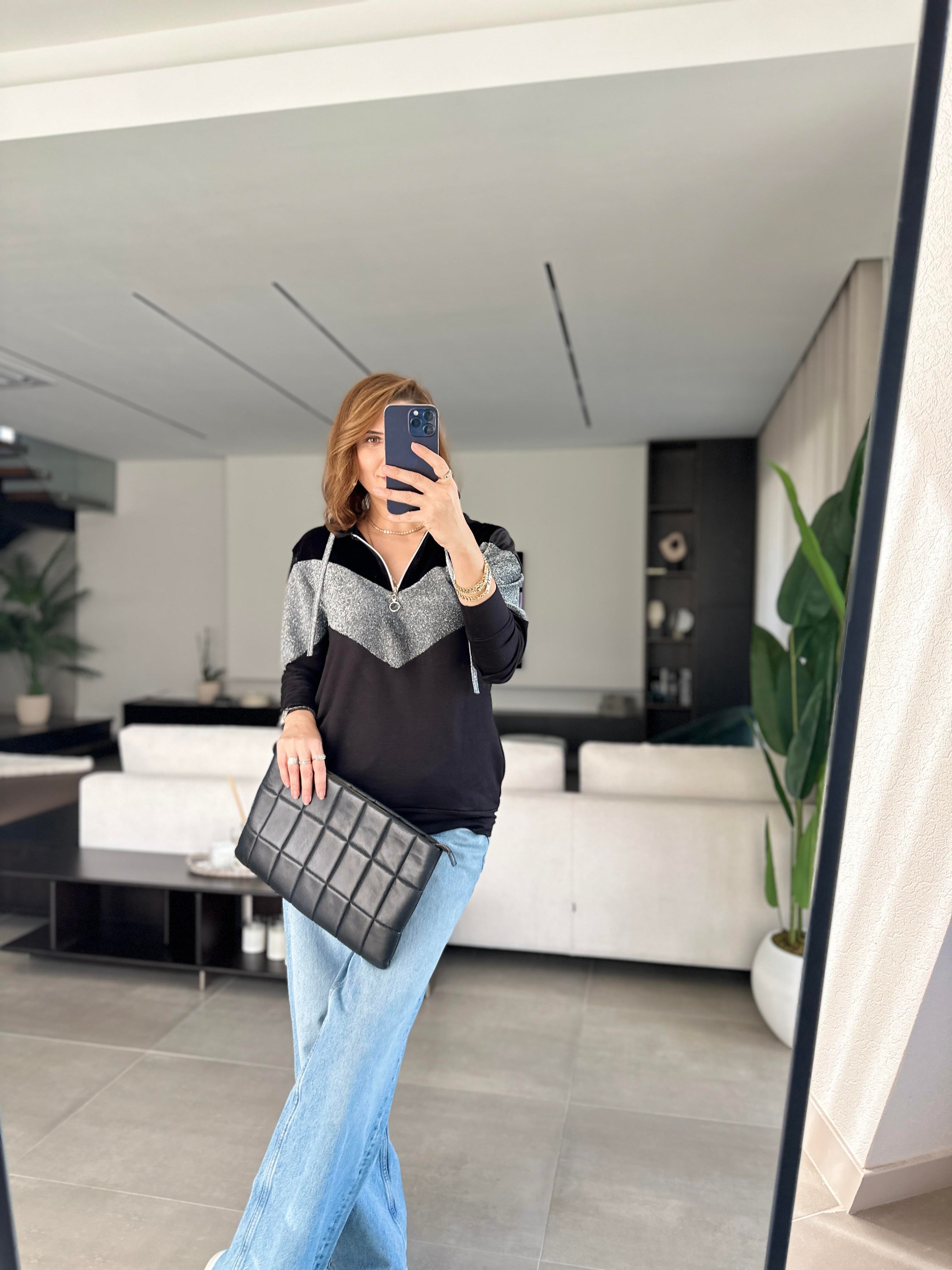 Fermuarlı Kapşonlu Sim Şerit Detaylı Sweat