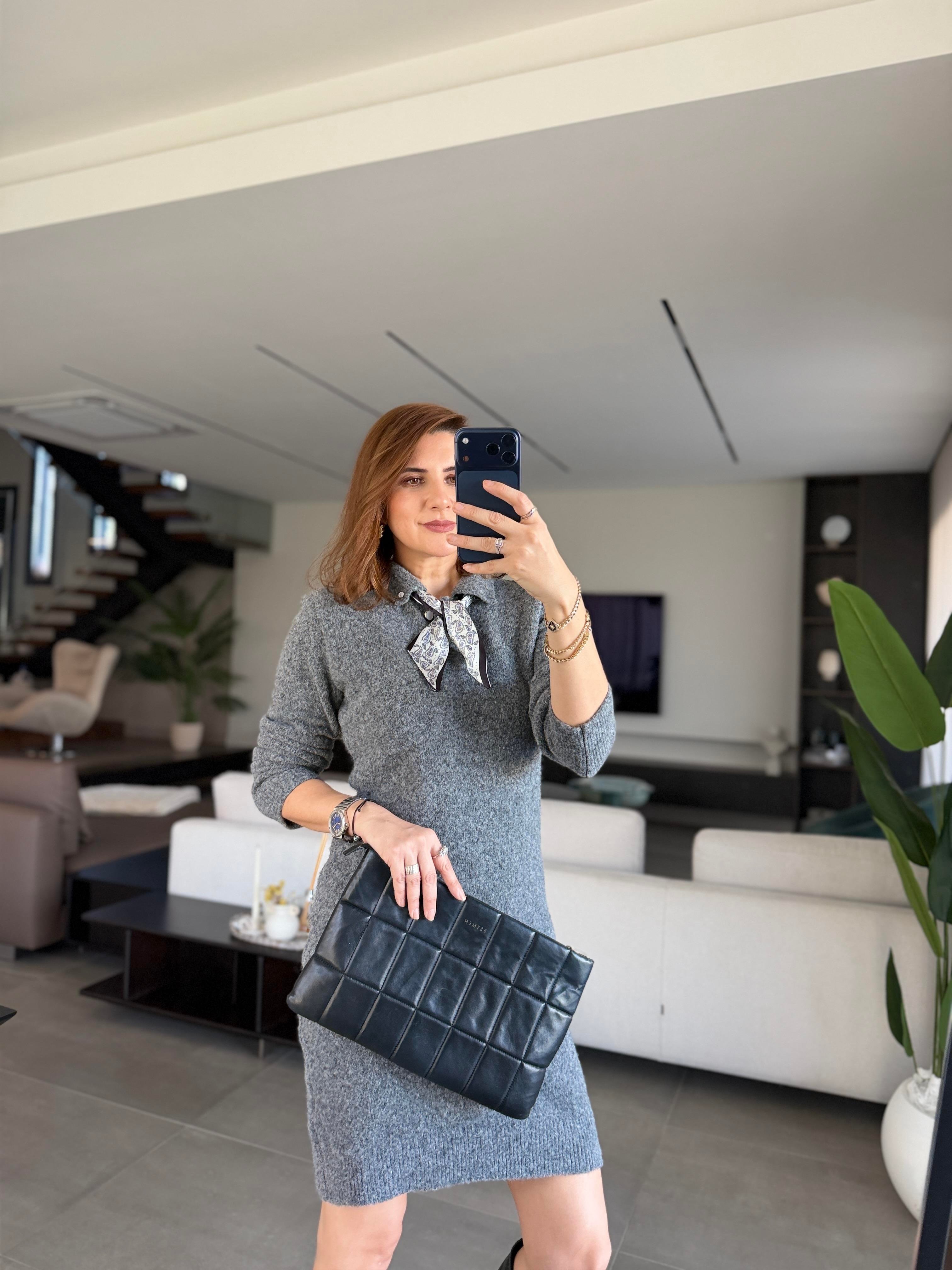 Fularlı Triko Elbise