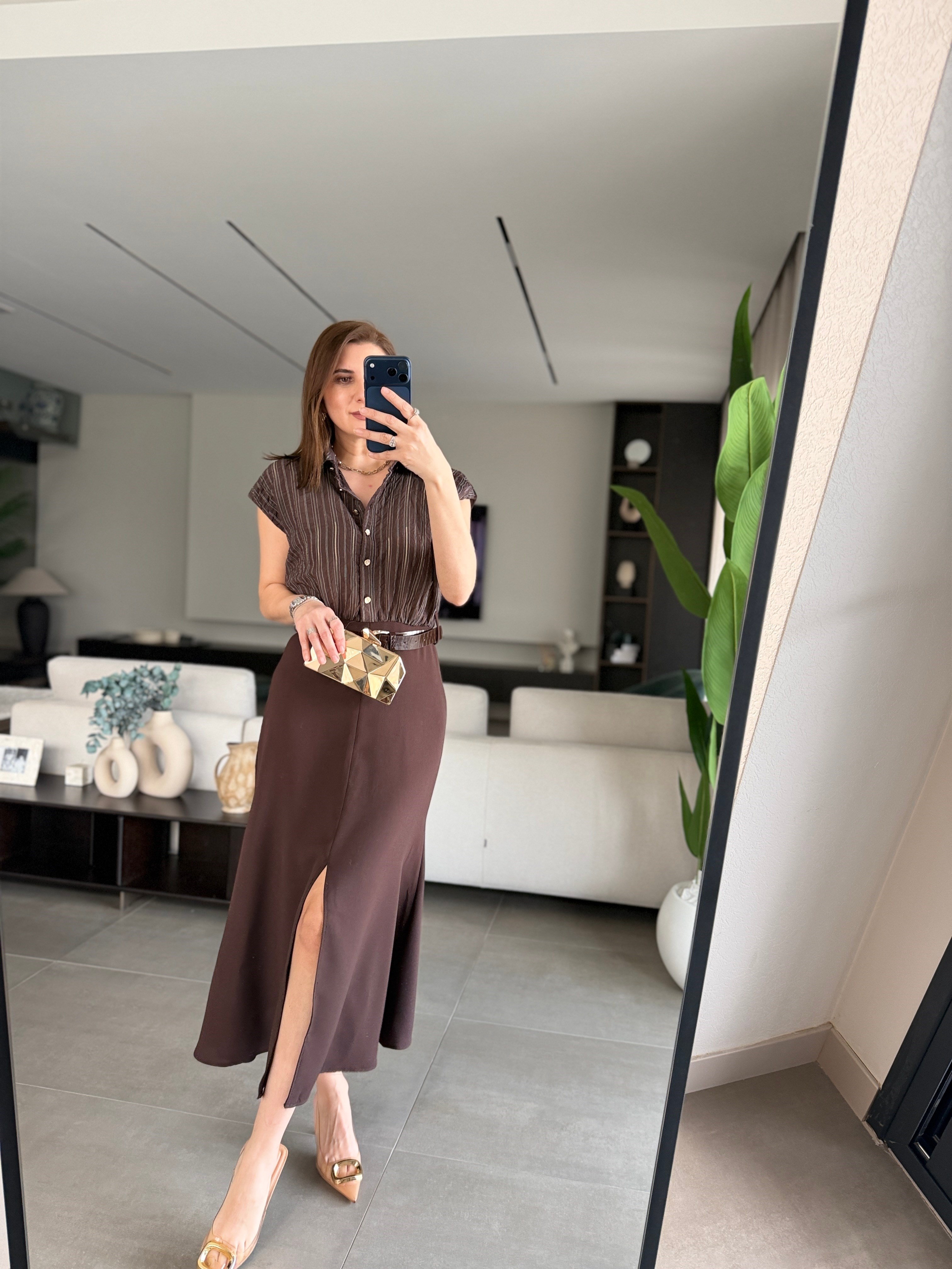Gömlek Garnili Yırtmaçlı Elbise