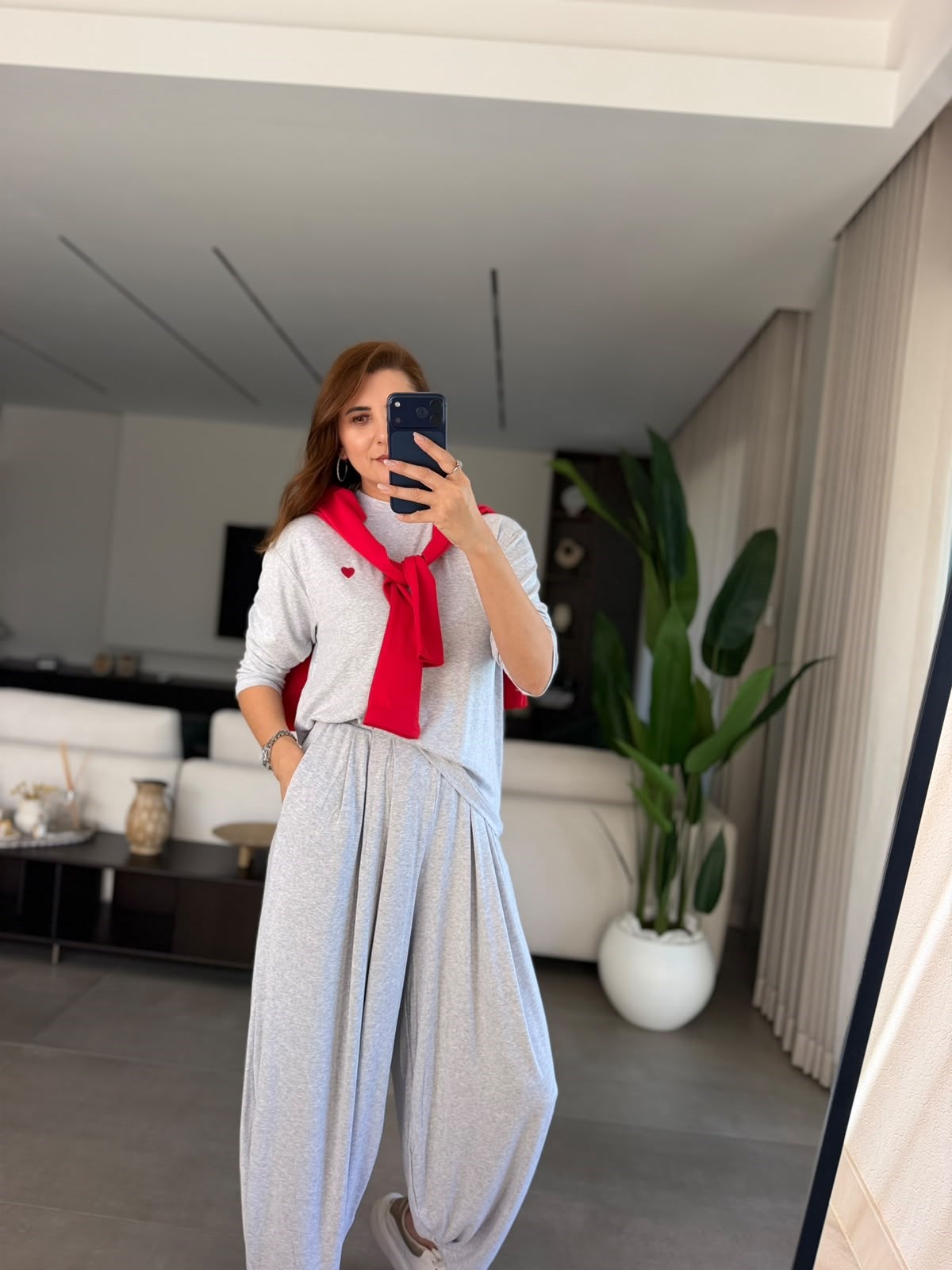Gri Kalp Nakışlı Takım