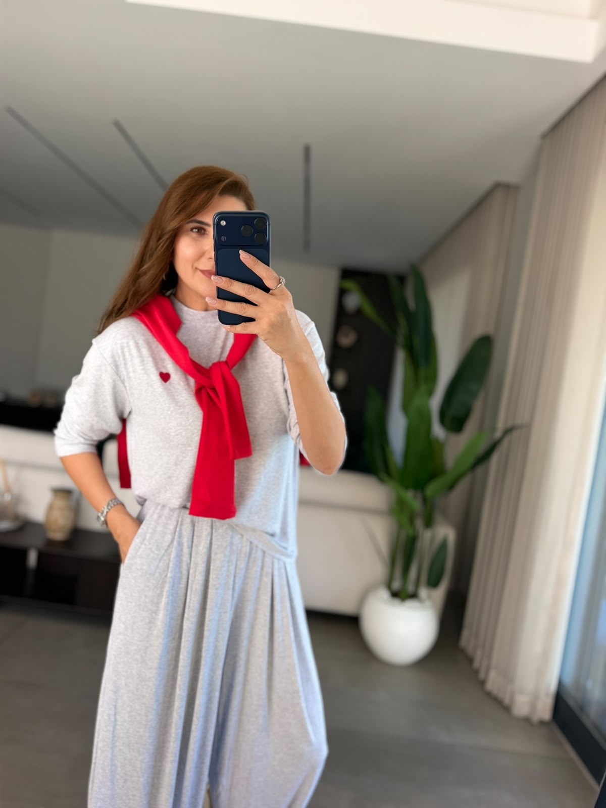 Gri Kalp Nakışlı Takım