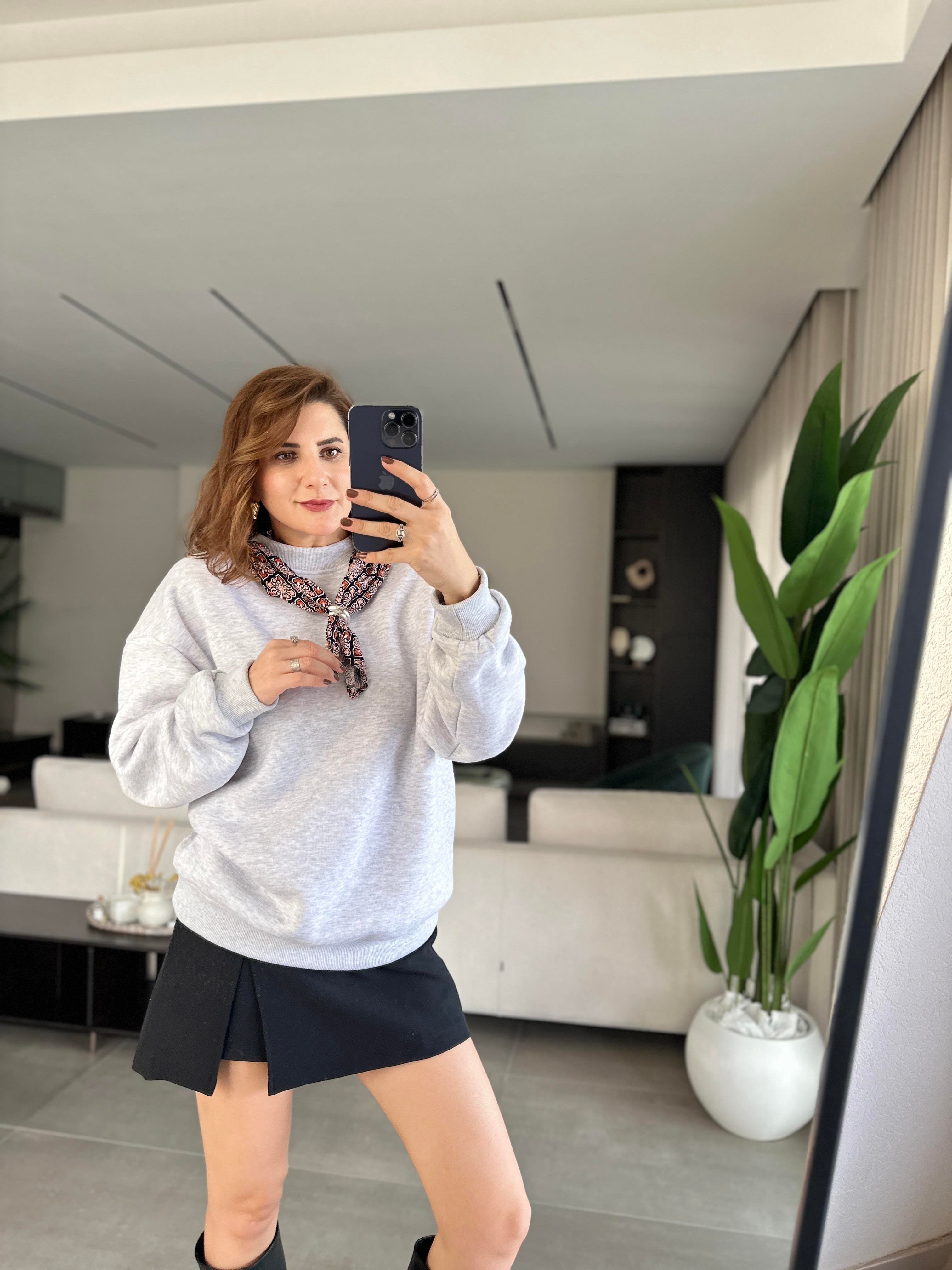Gri Şal Detaylı Bisiklet Yaka Sweat