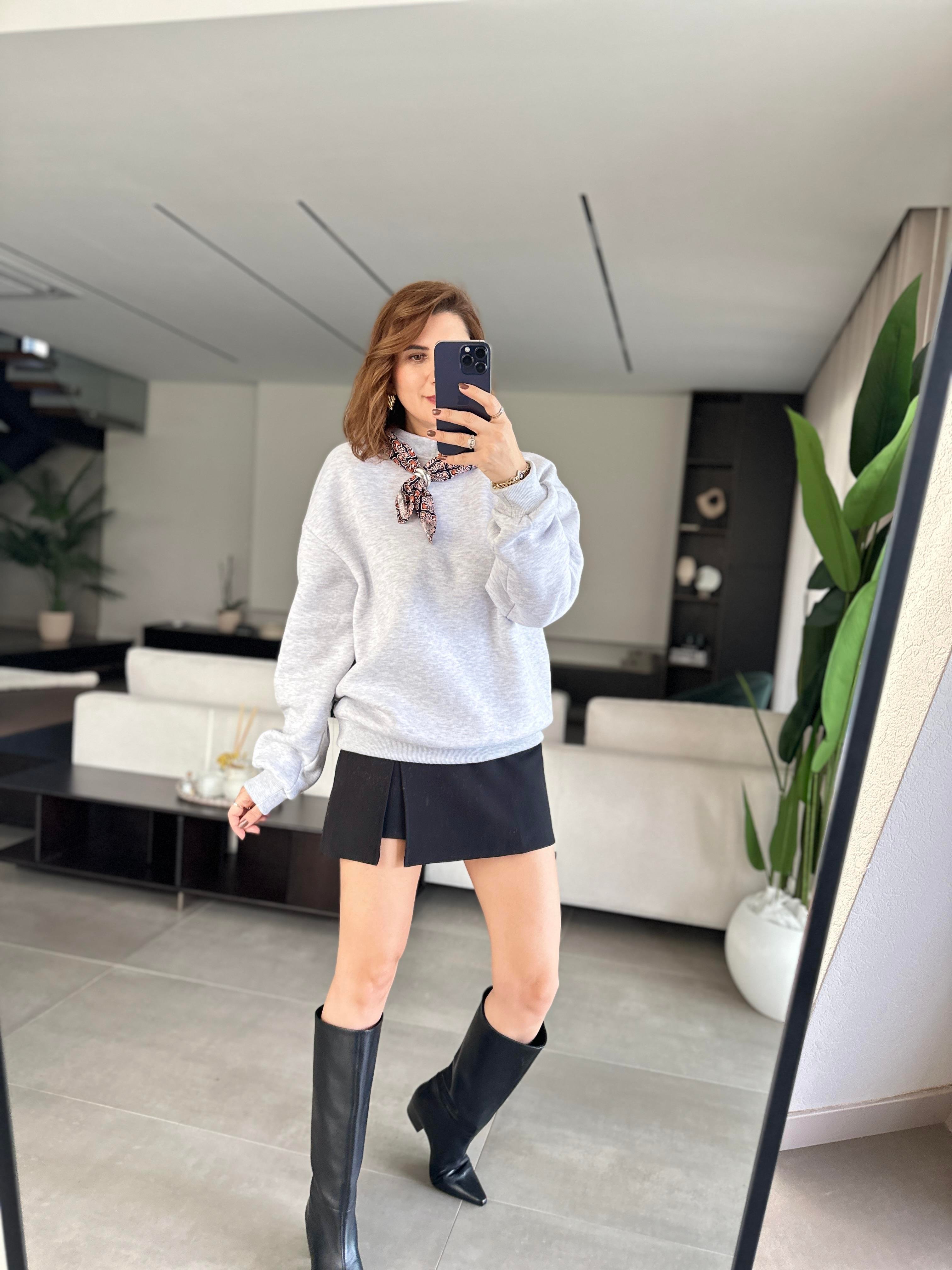 Gri Şal Detaylı Bisiklet Yaka Sweat
