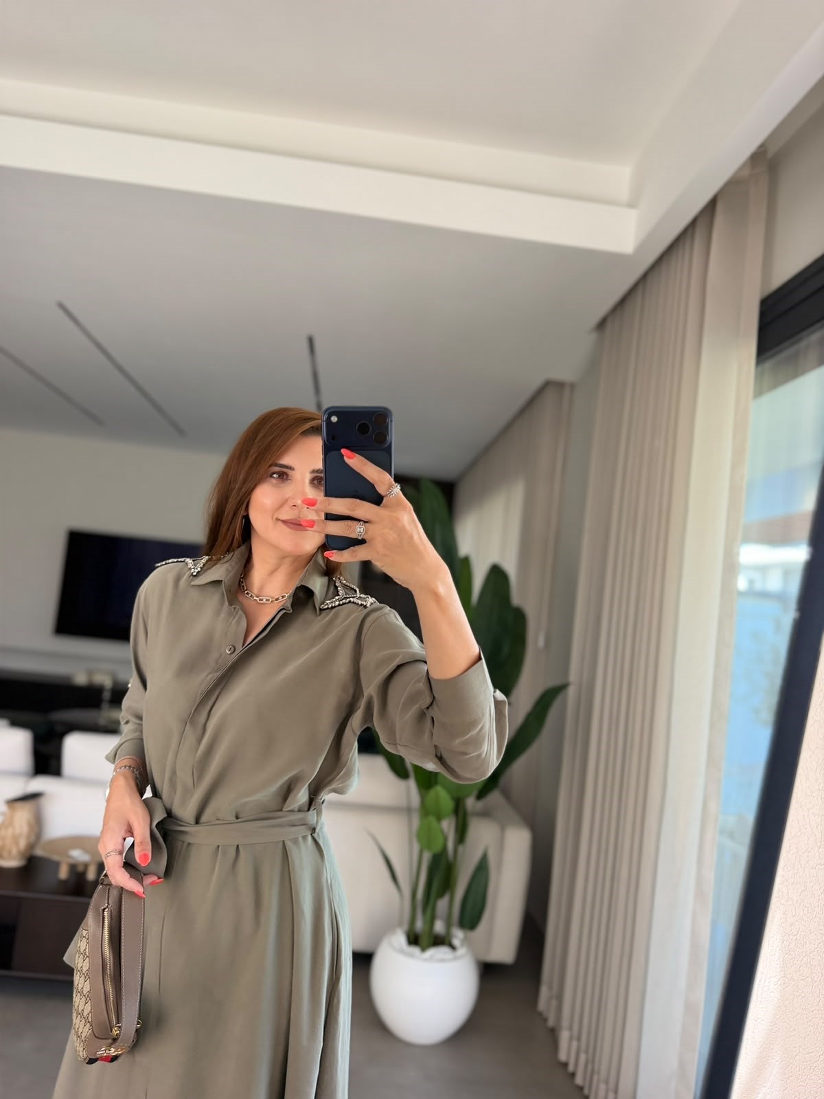 Haki Omzu Yıldızlı Uzun Kollu Elbise
