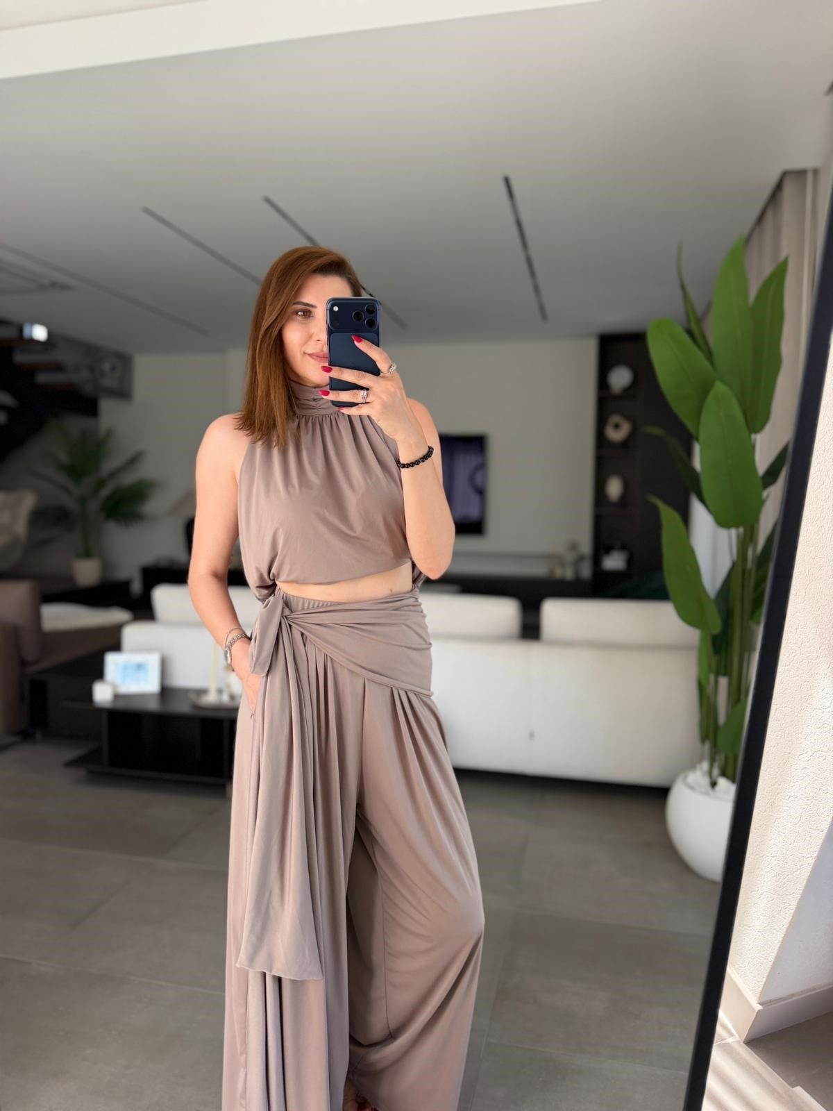Halter Yaka Kuşaklı Pantolon Bluz Takım