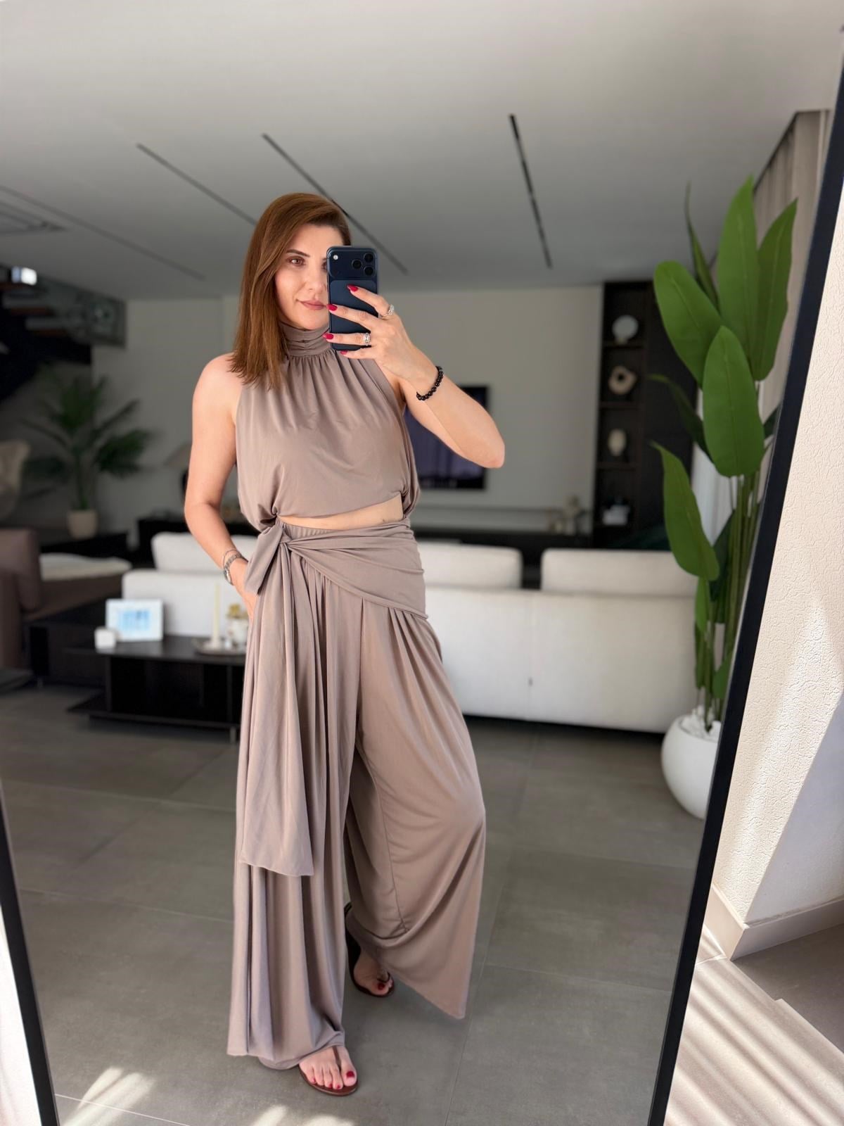 Halter Yaka Kuşaklı Pantolon Bluz Takım