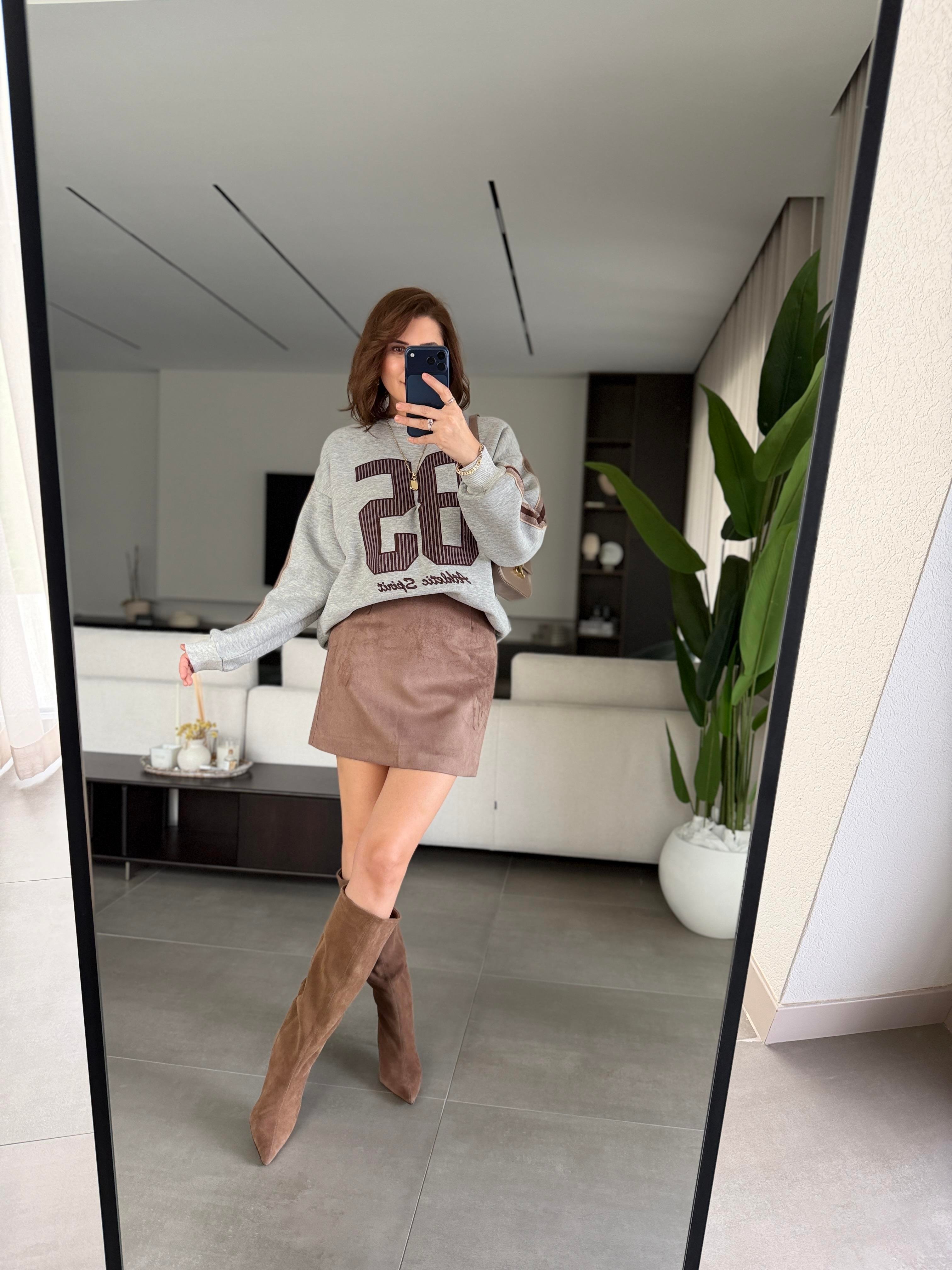 İçi Şardonlu Kol Şeritli Sweat