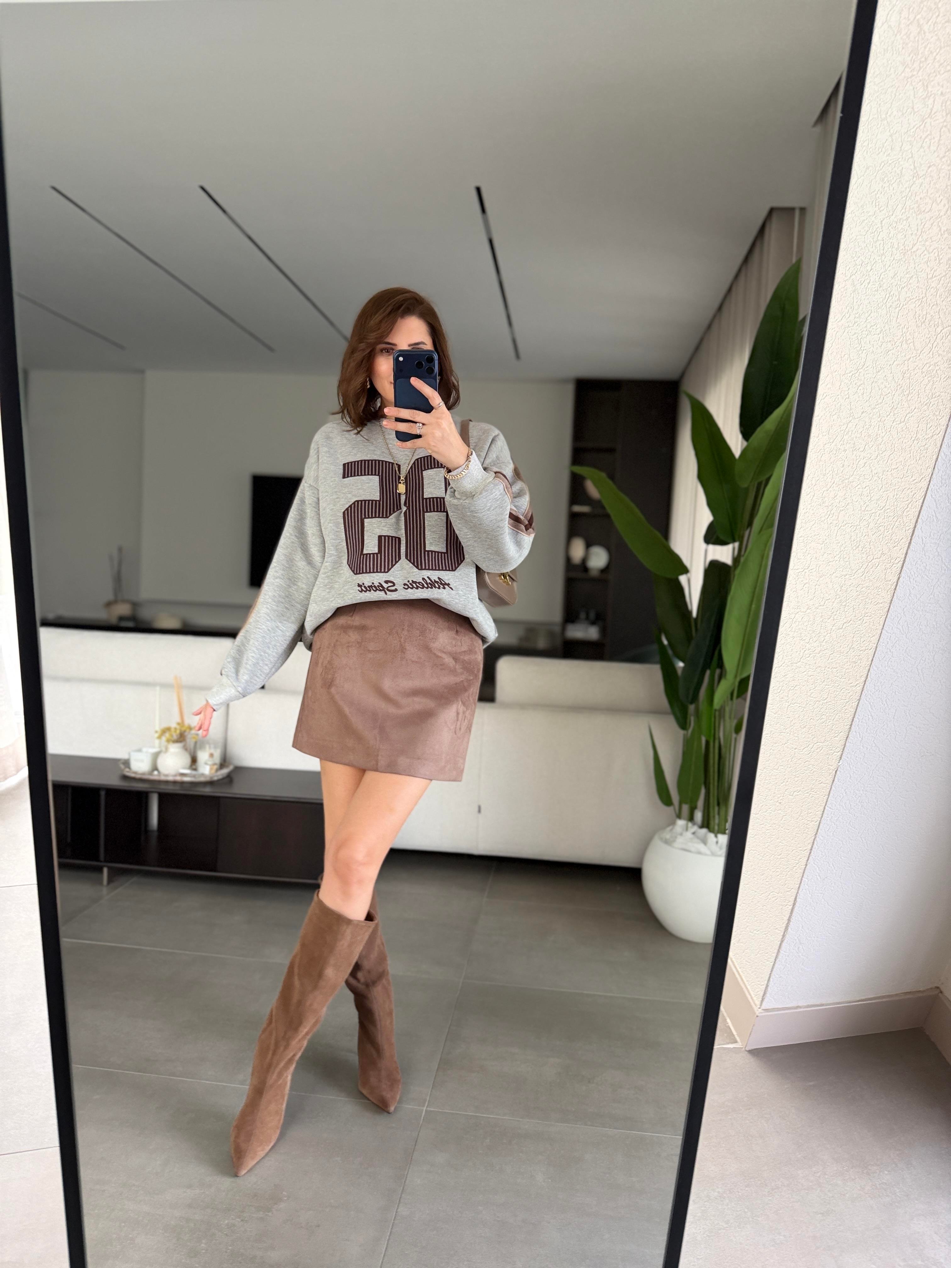 İçi Şardonlu Kol Şeritli Sweat