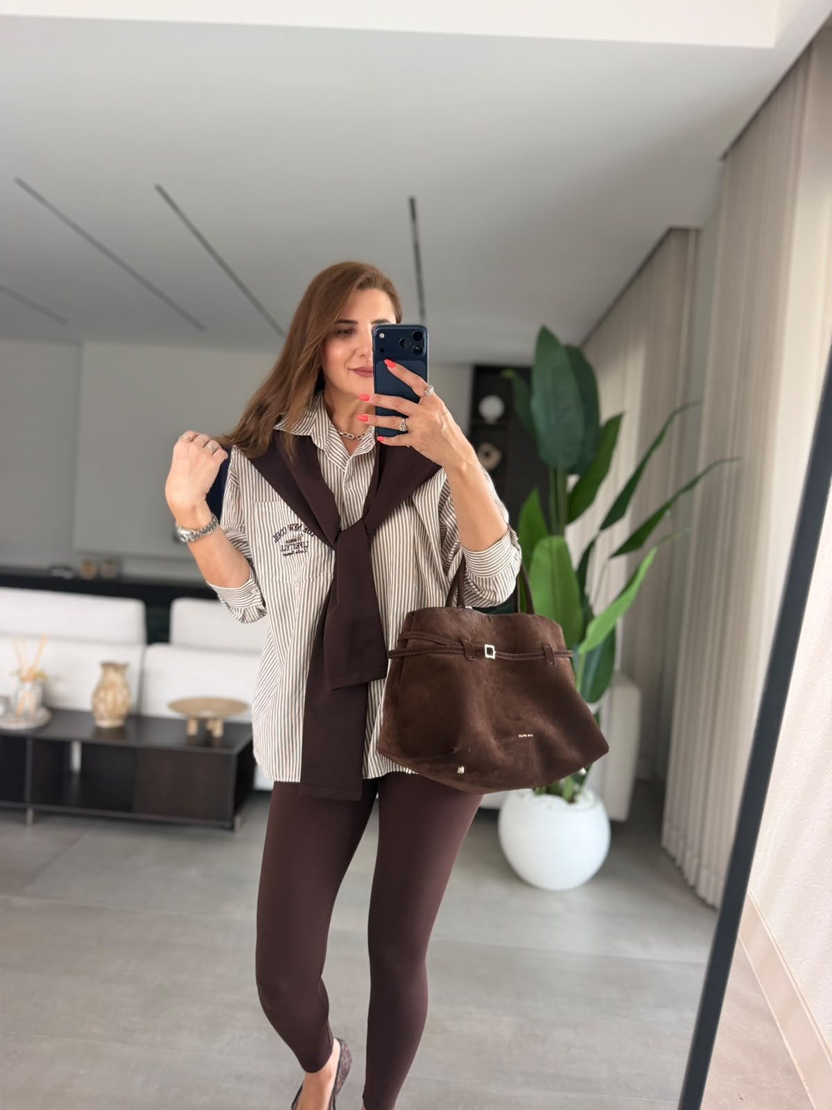 Kahverengi Çizgili Tek Cep Atkılı Gömlek