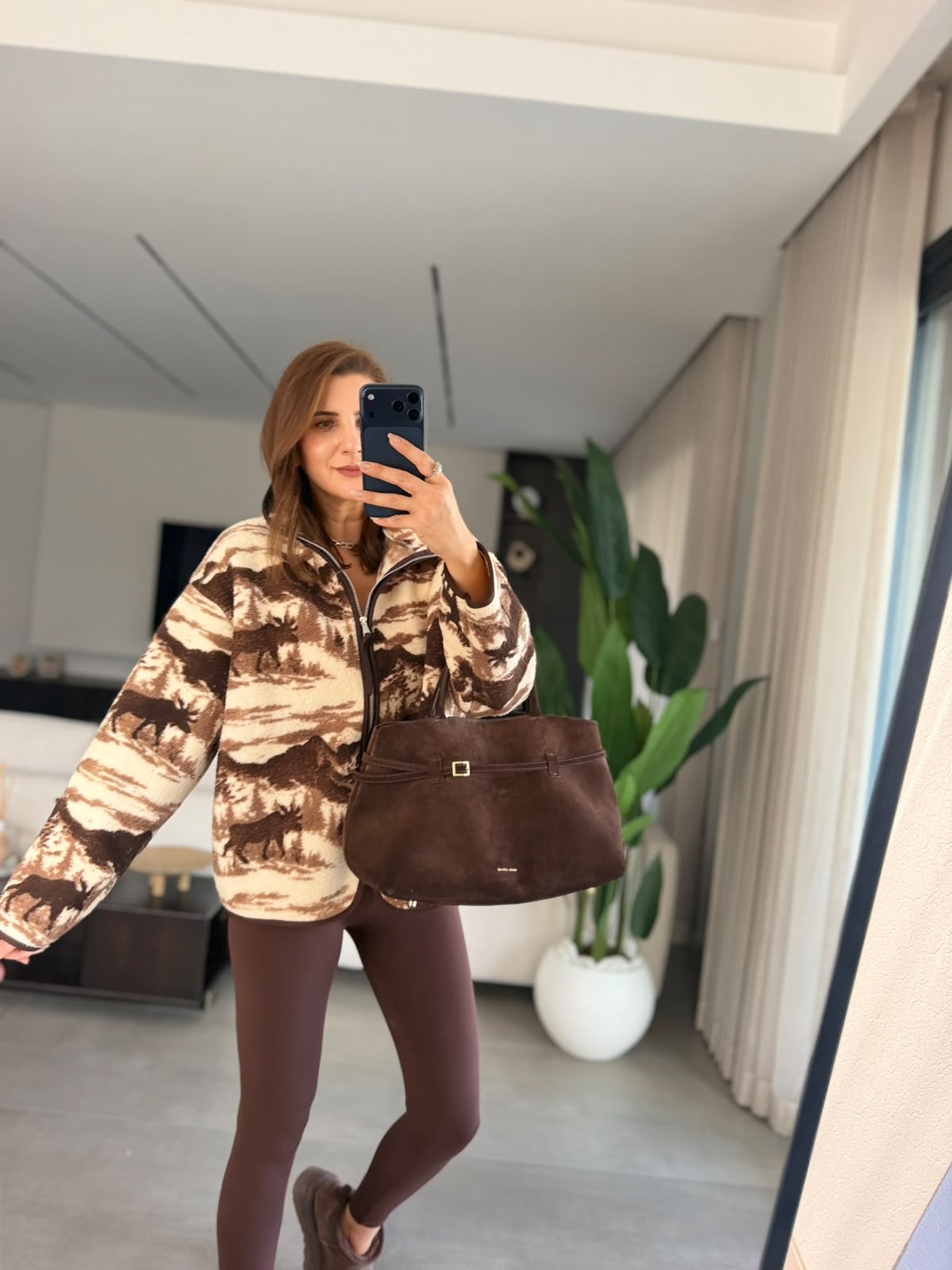 Kahverengi Desenli Dik Yaka Peluş Ceket