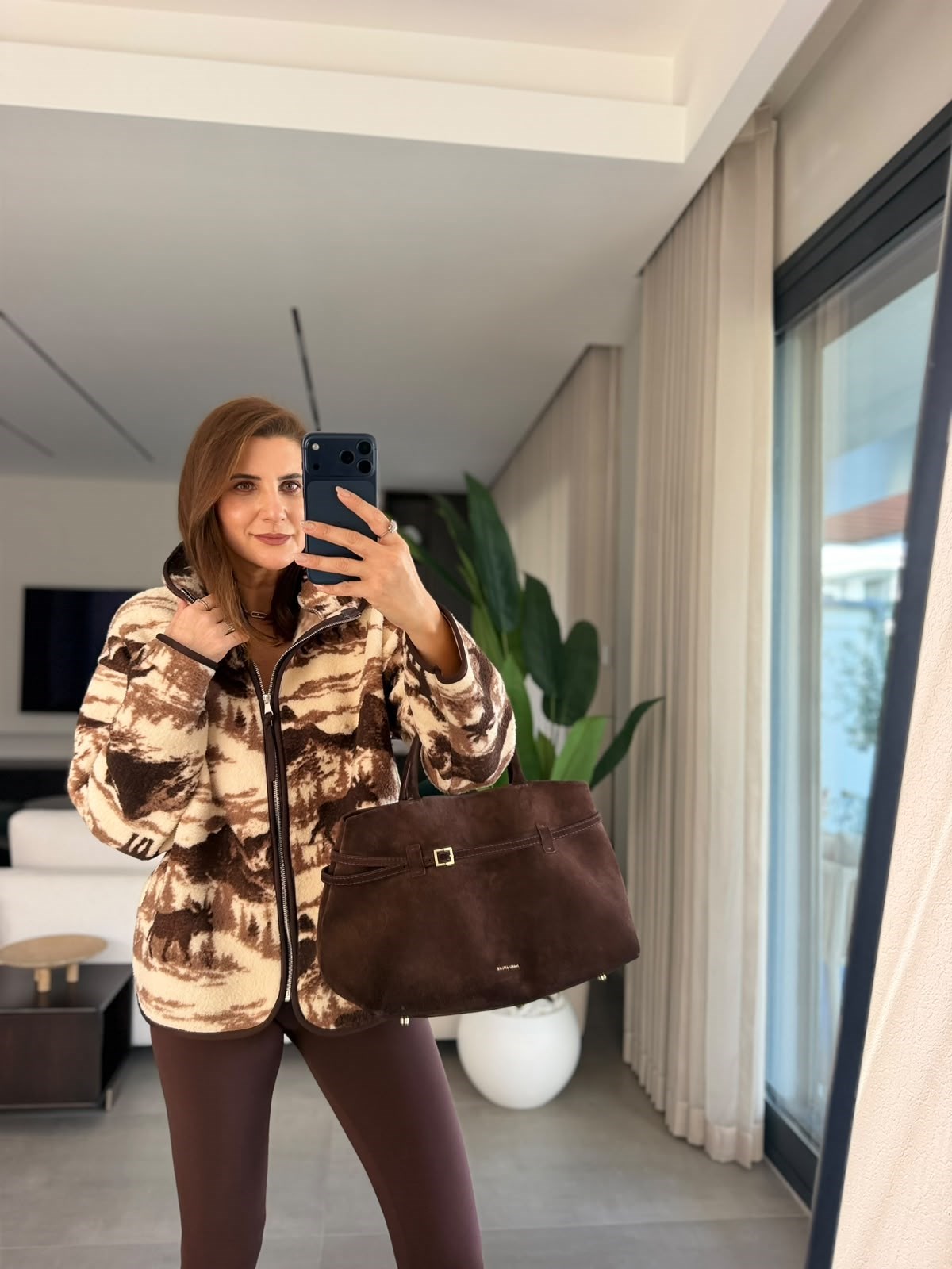 Kahverengi Desenli Dik Yaka Peluş Ceket
