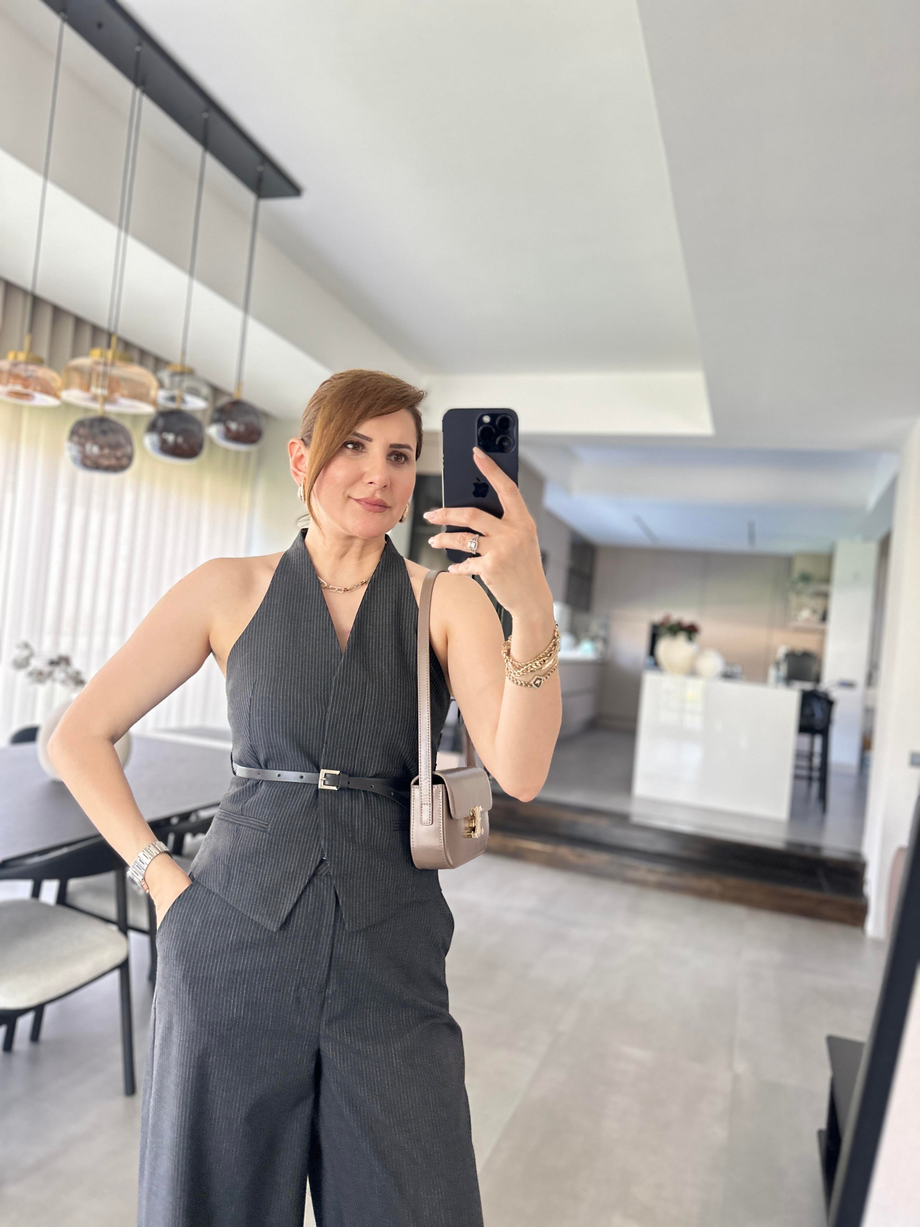 Kemer Detaylı Çizgili Yelek Takım