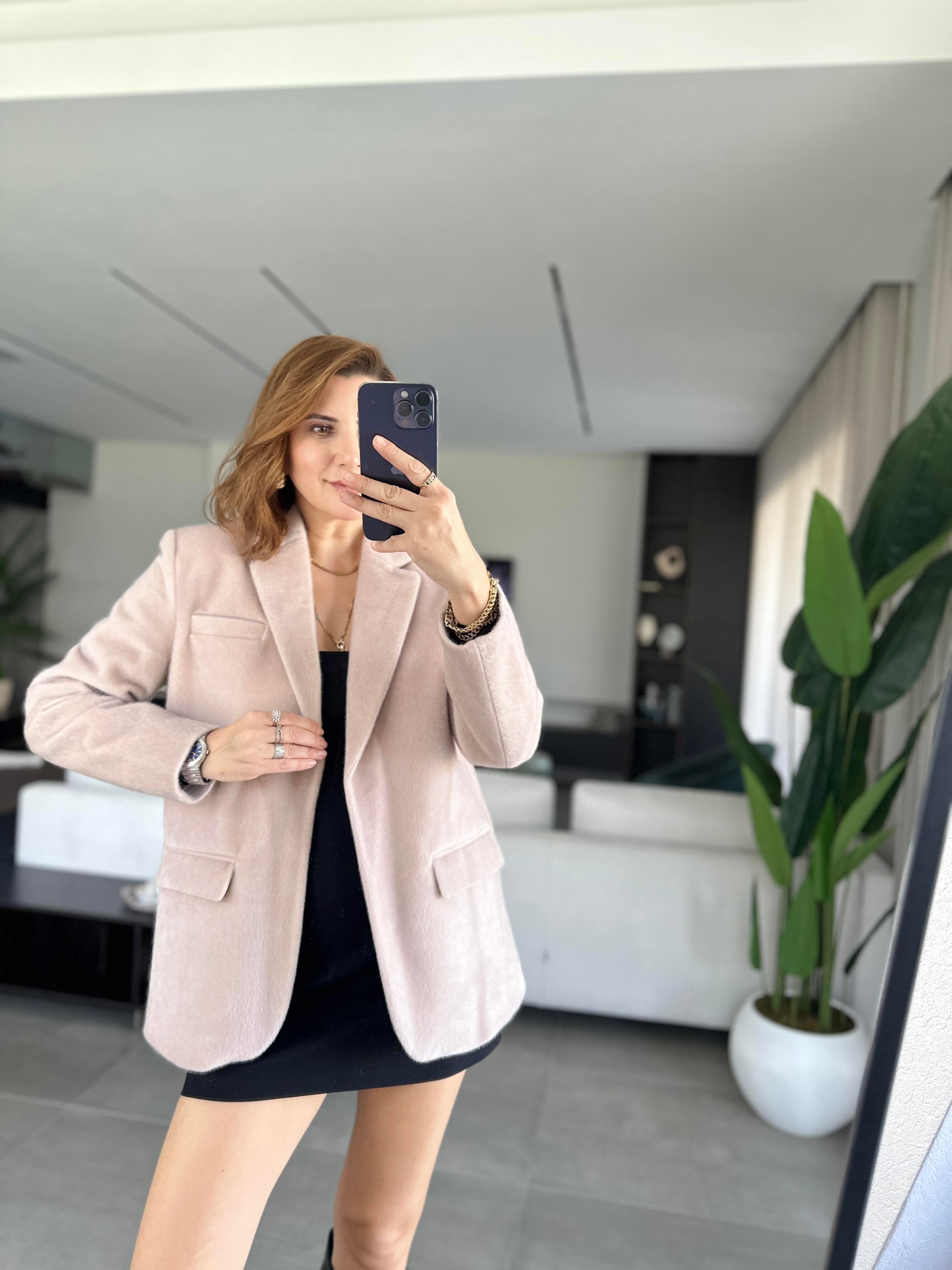 Kemerli Cep Detaylı Ceket