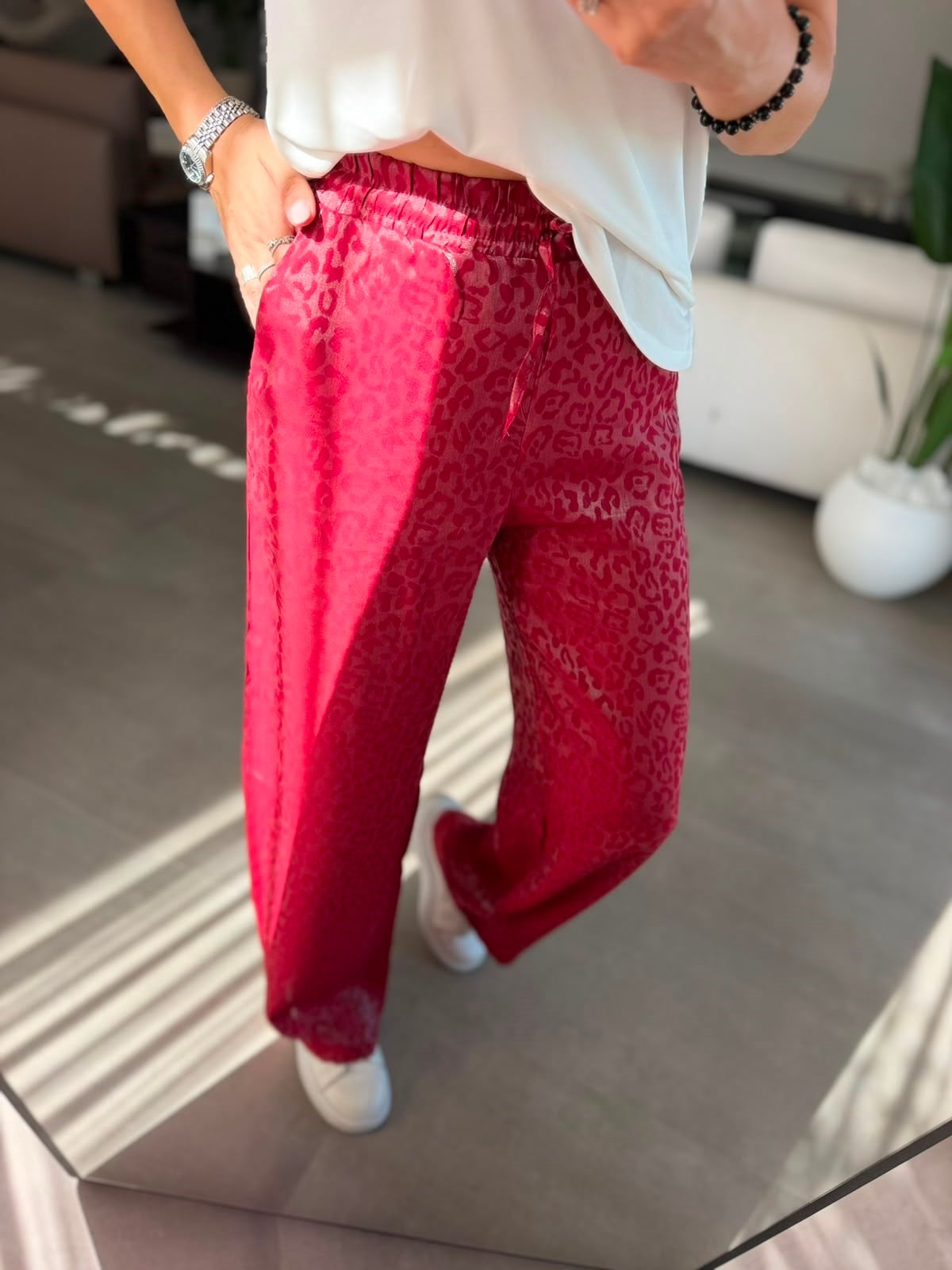 Kırmızı Bol Paça Desenli Pantolon
