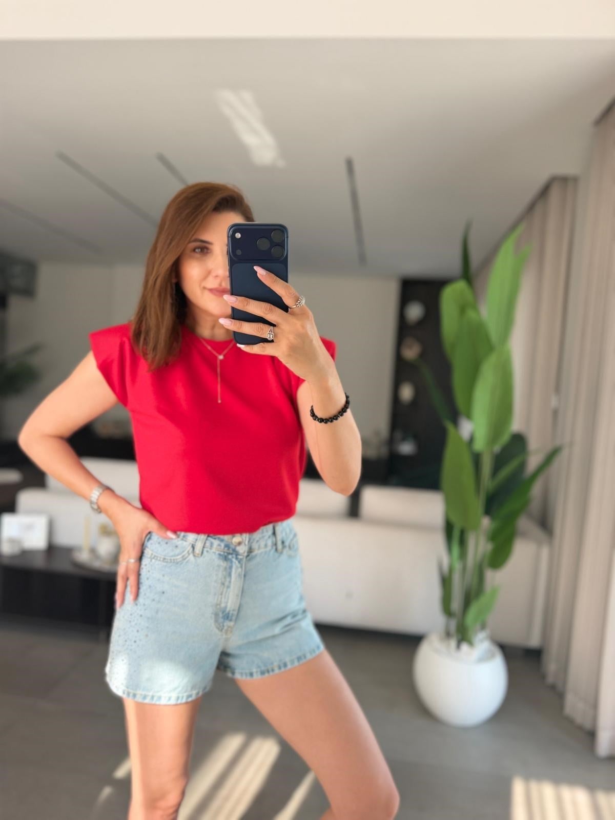 Kırmızı  Omuz Vatkalı Tshırt
