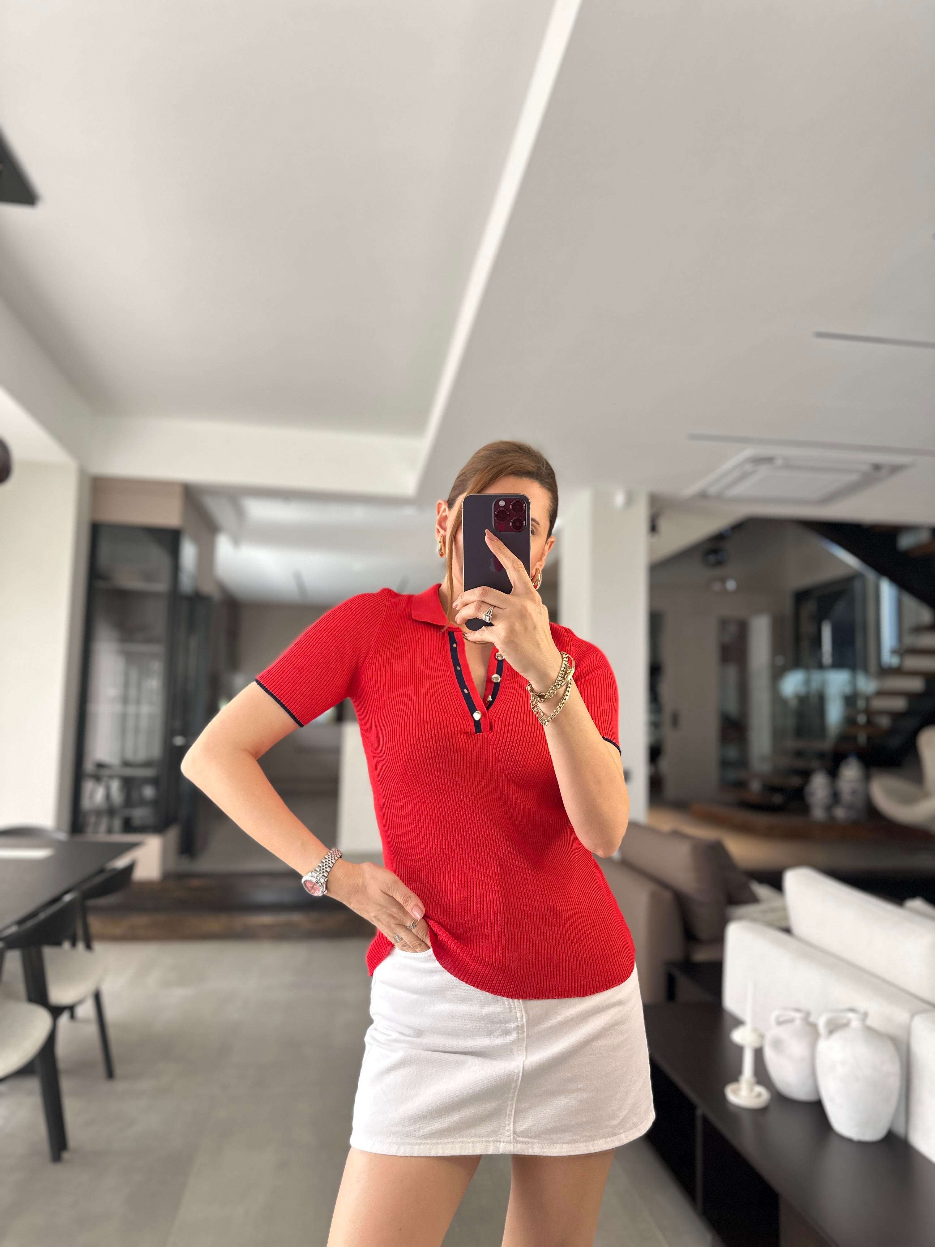 Kırmızı Polo Yaka Fitilli Bluz