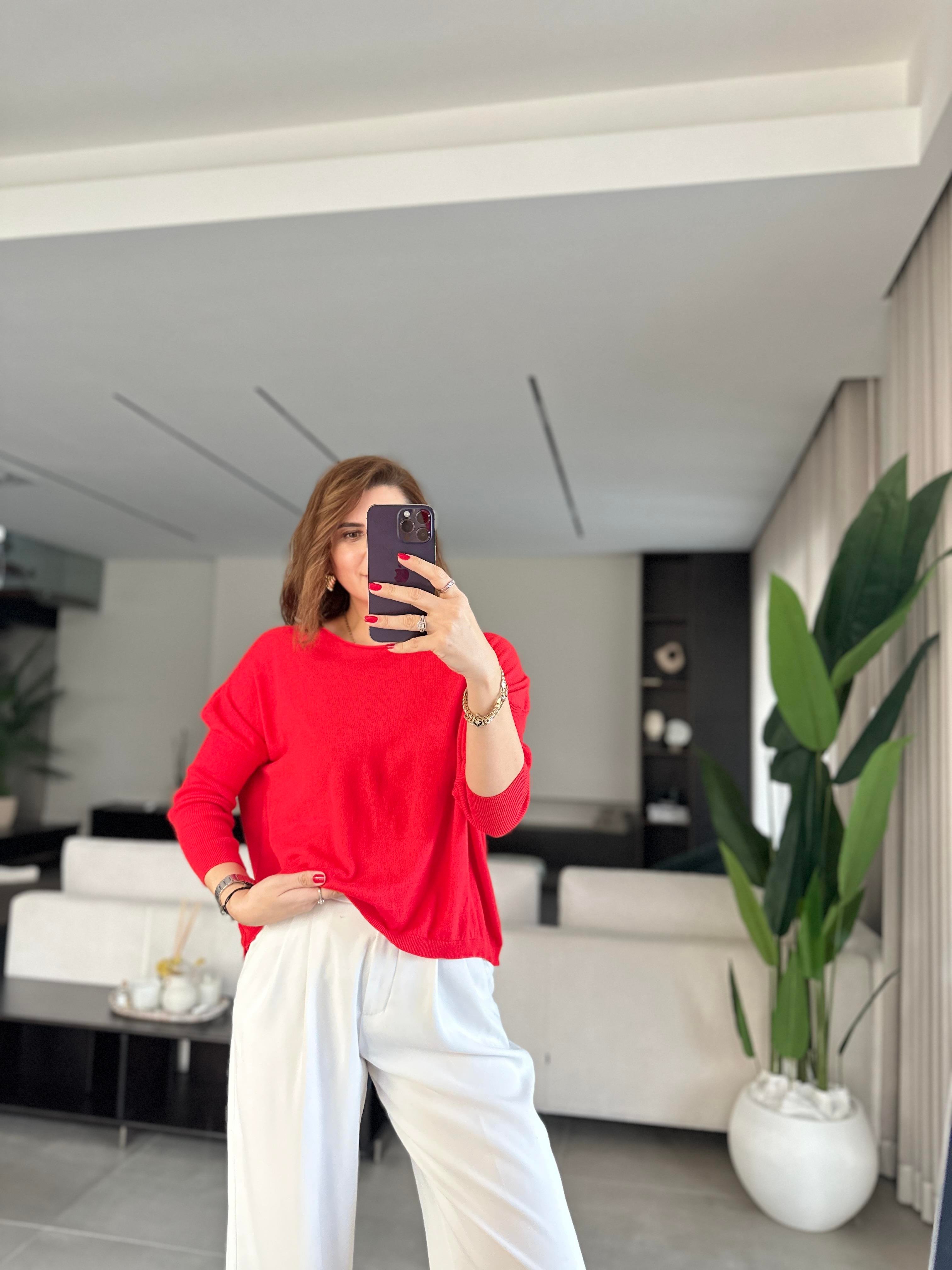 Kırmızı Rozal Kol Lastik Detaylı Bluz