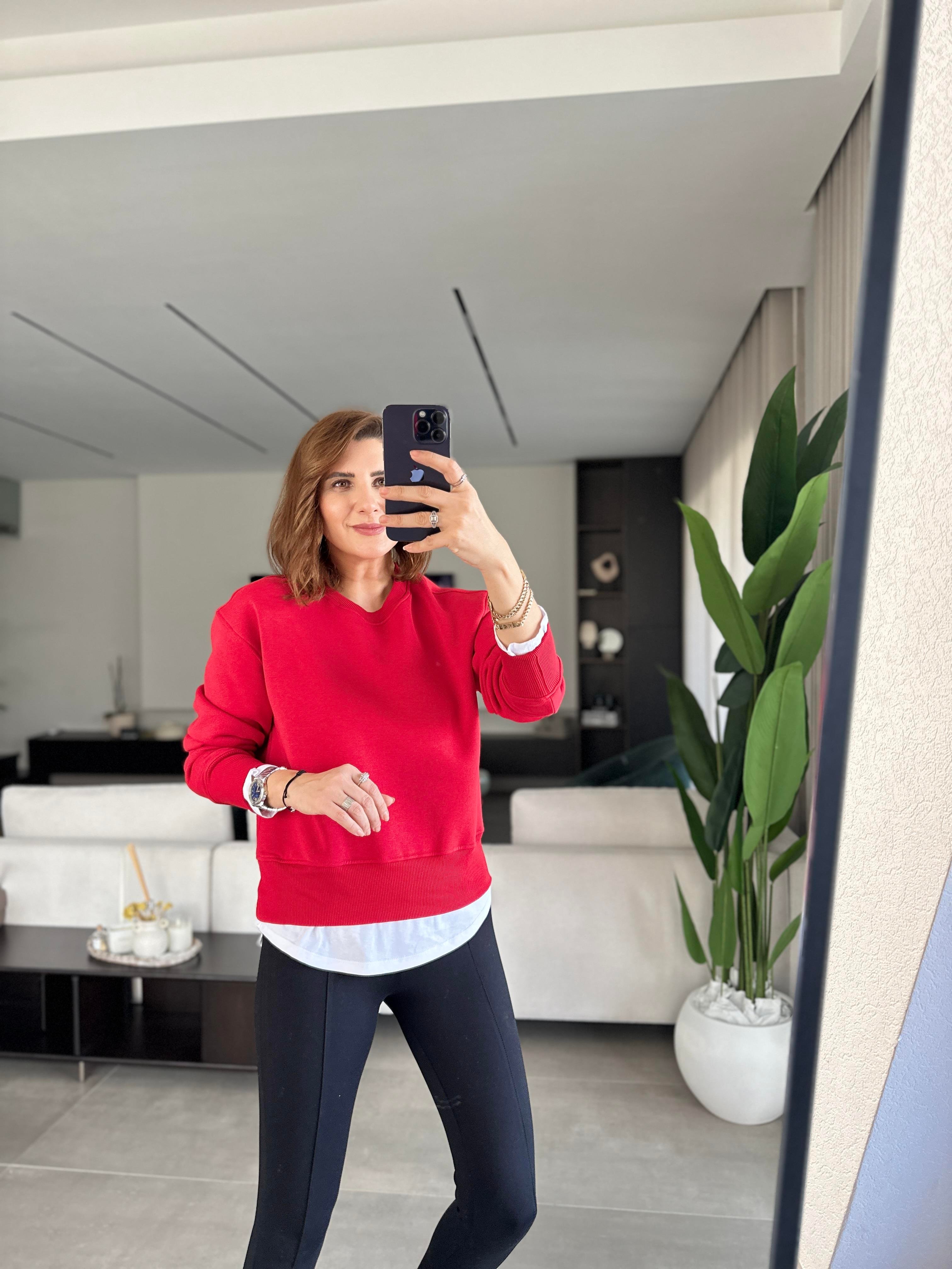 Kırmızı T-shirt Görünümlü Üç İplik Sweat