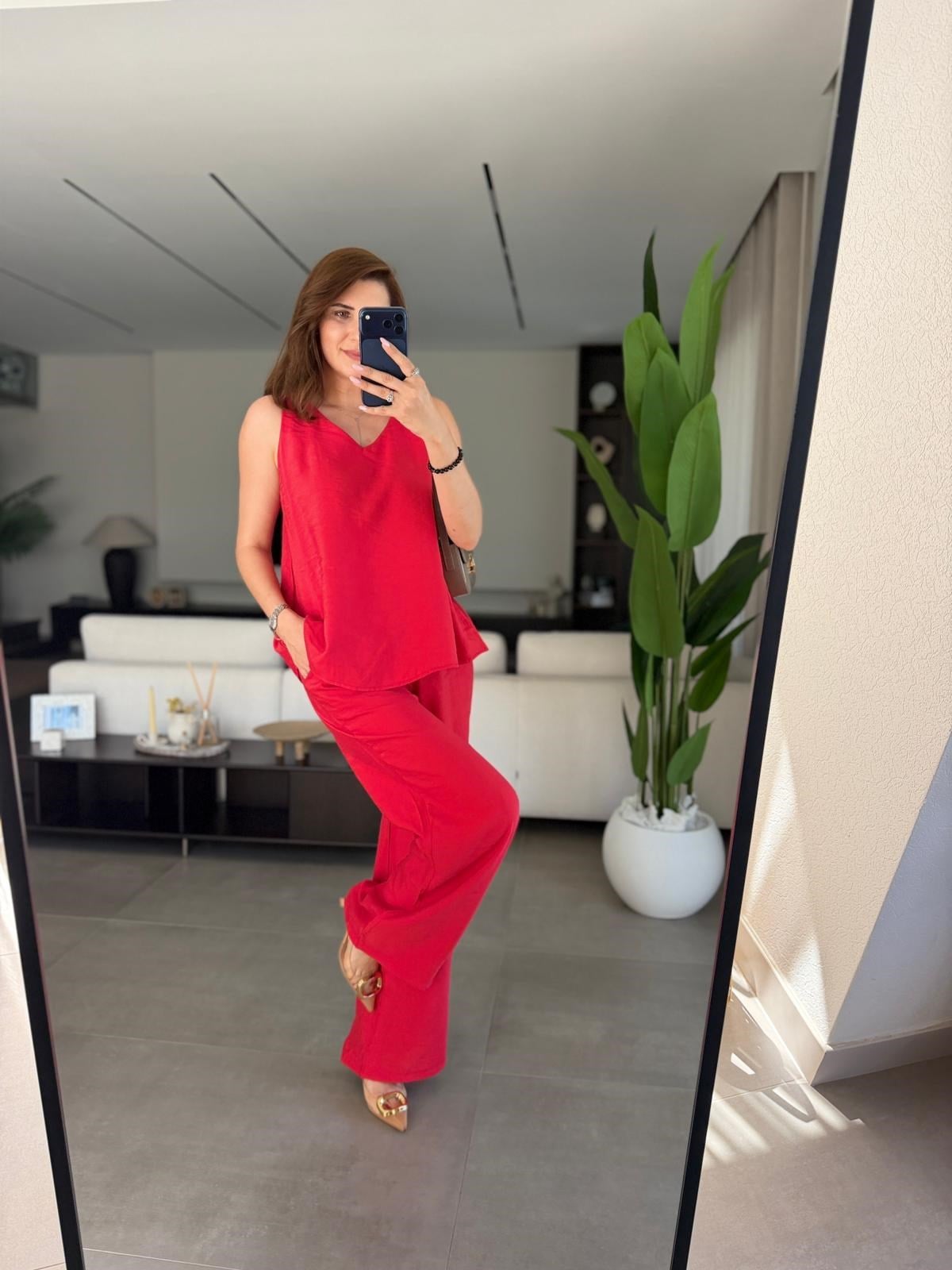 Kırmızı V Yaka Tencel Kolsuz Takım