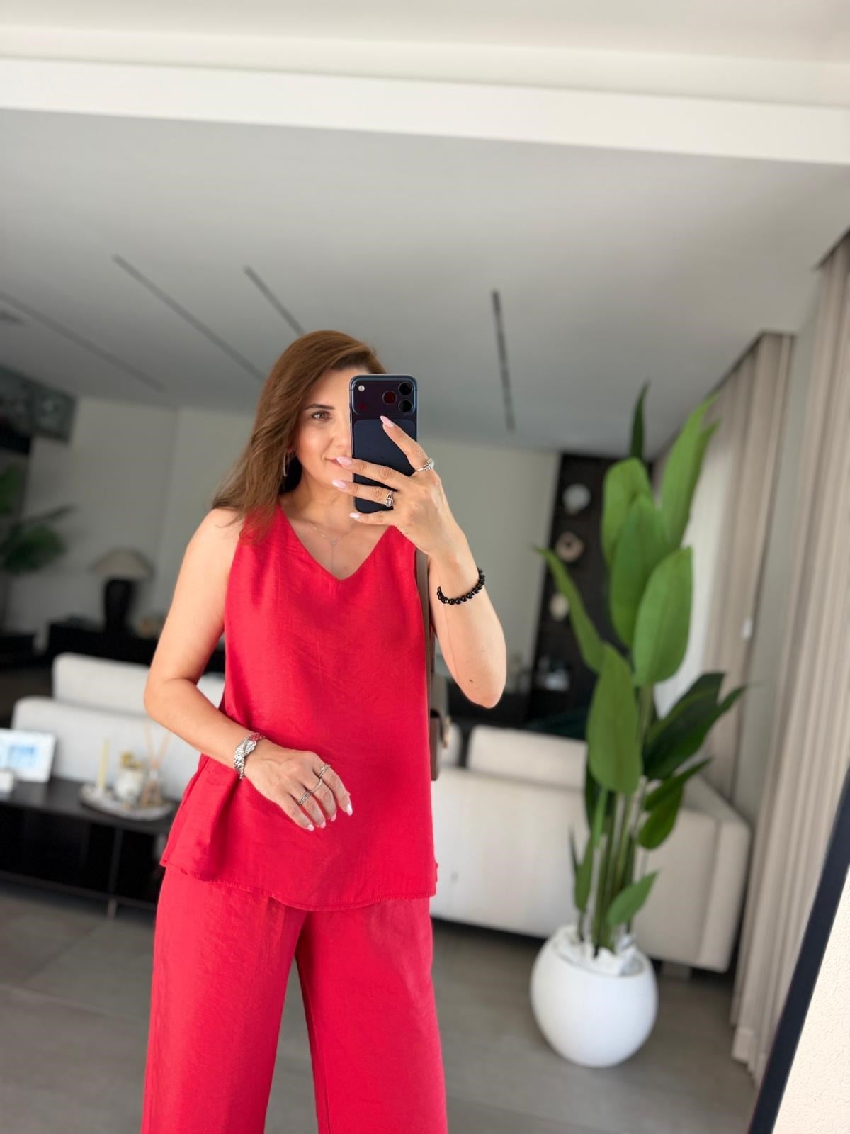 Kırmızı V Yaka Tencel Kolsuz Takım
