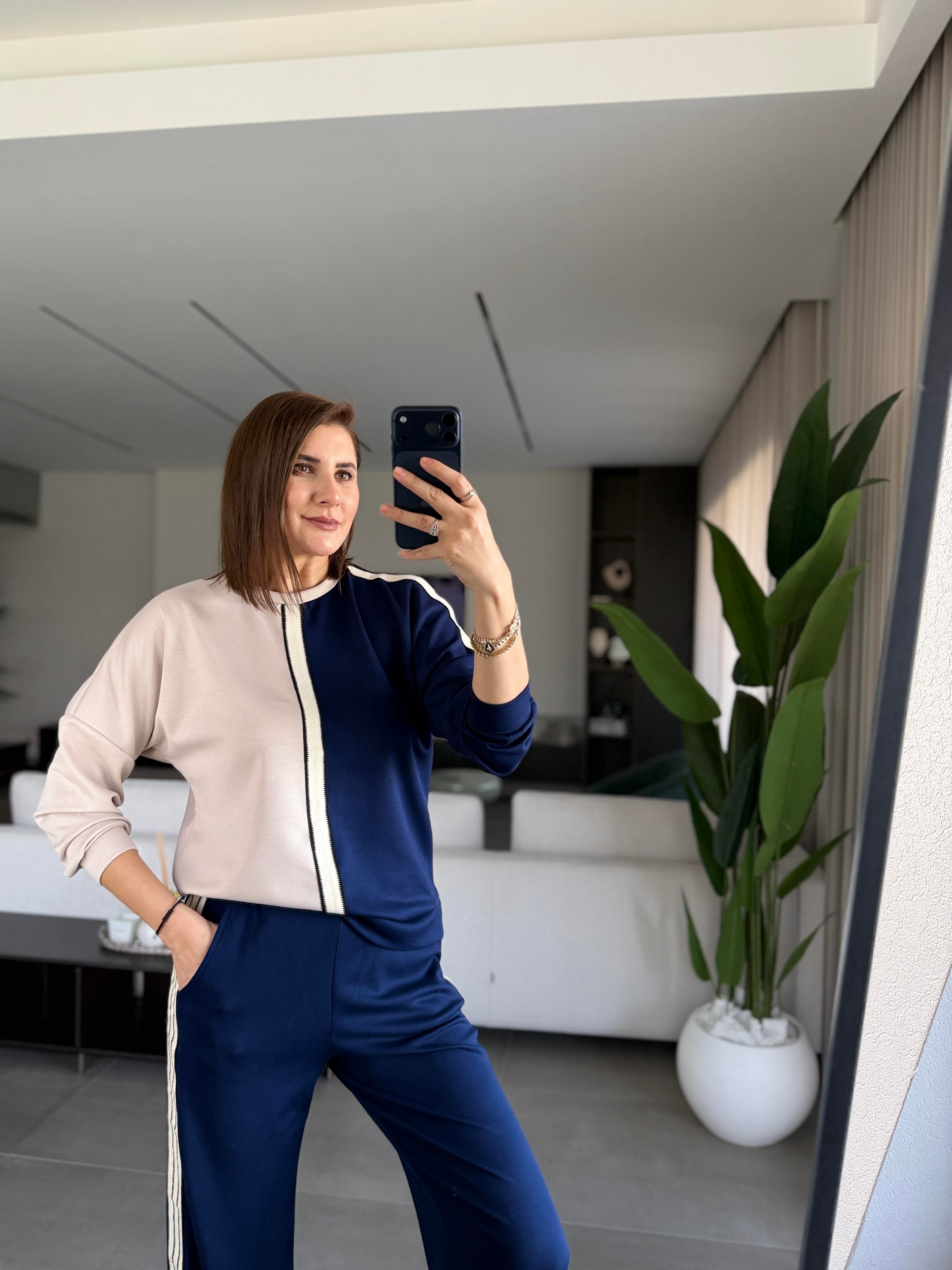 Kol Yırtmaç Detaylı Önü Şeritli Takım