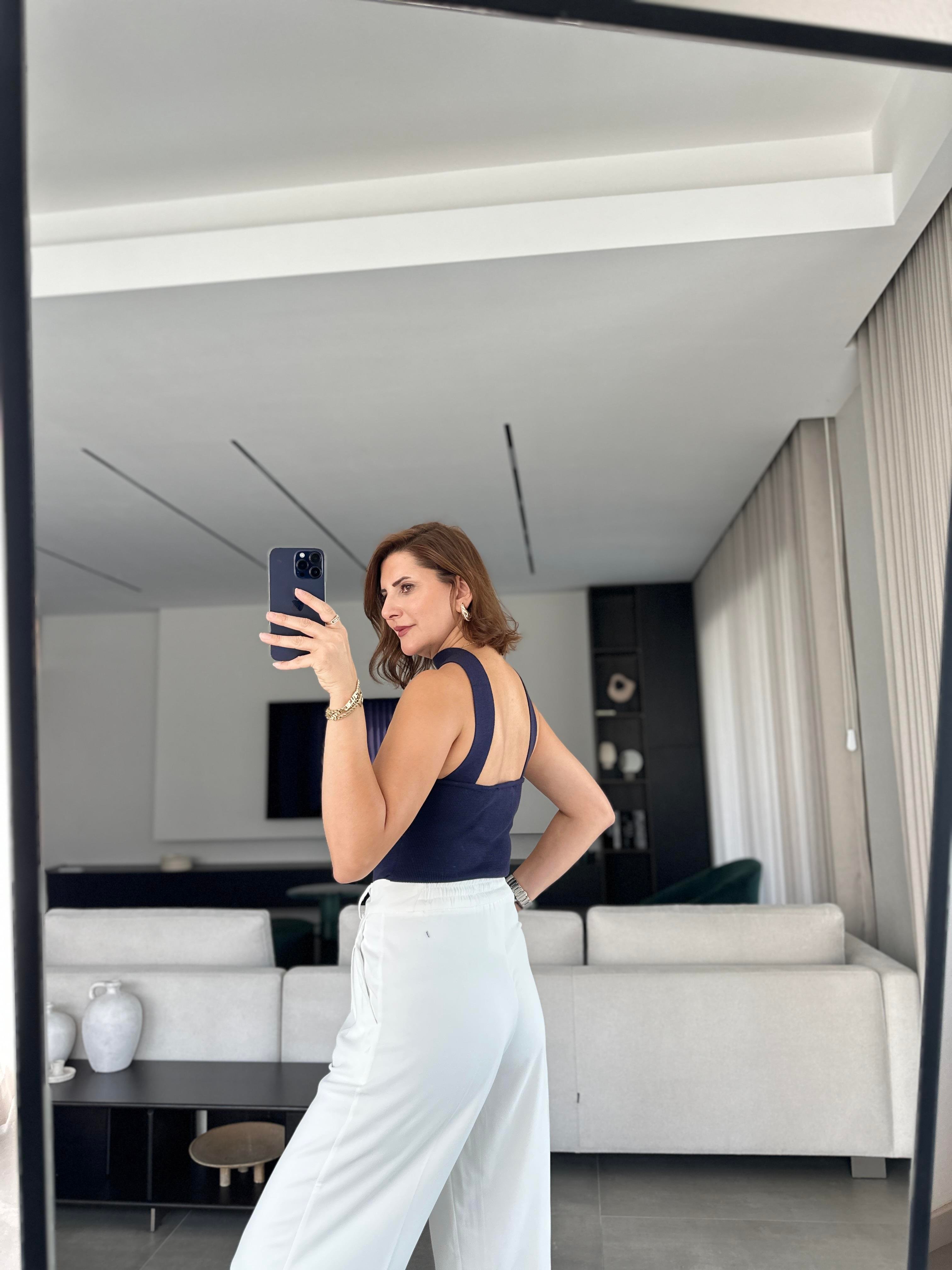 Lacivert Boyundan Askılı Bluz