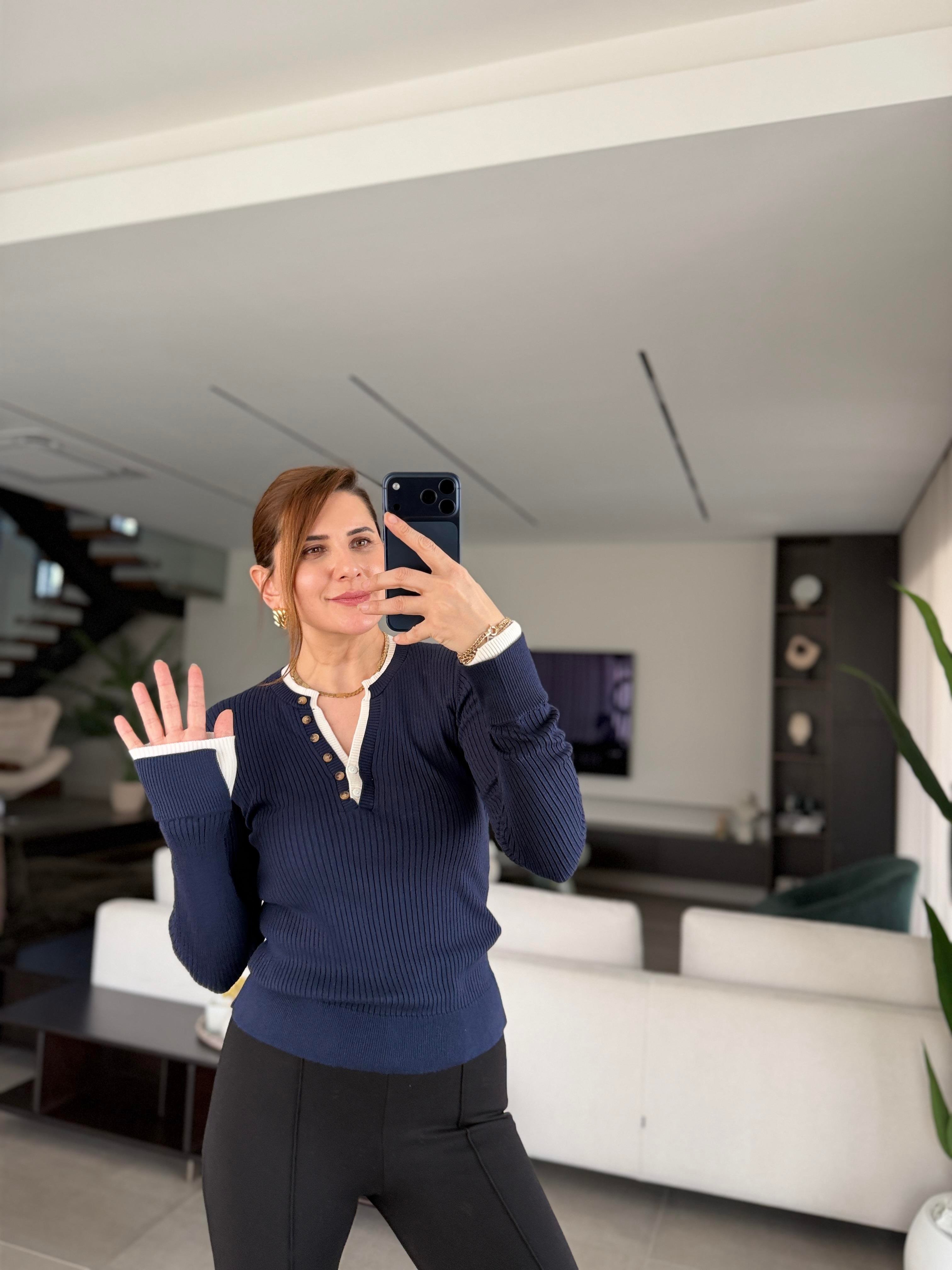 Lacivert Çift Yaka Garnili Düğmeli Triko