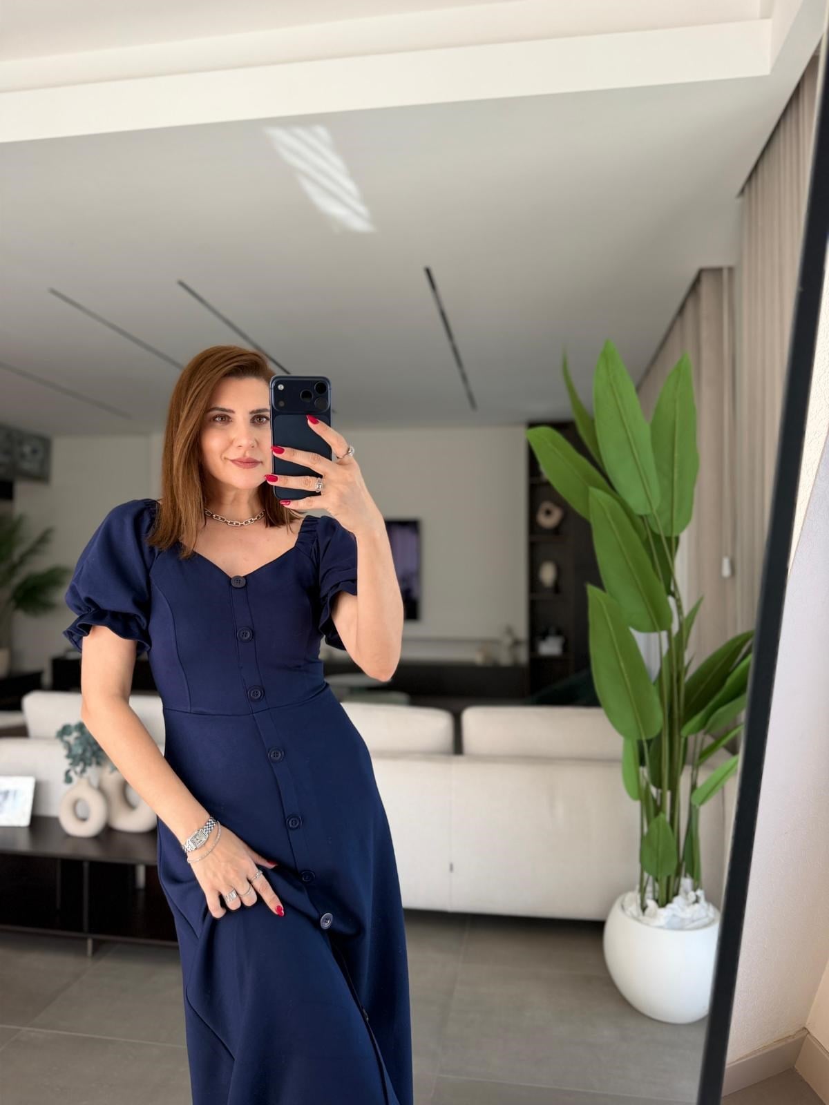 Lacivert Kolları Fırfırlı Önü Düğmeli Kayık Yaka Elbise