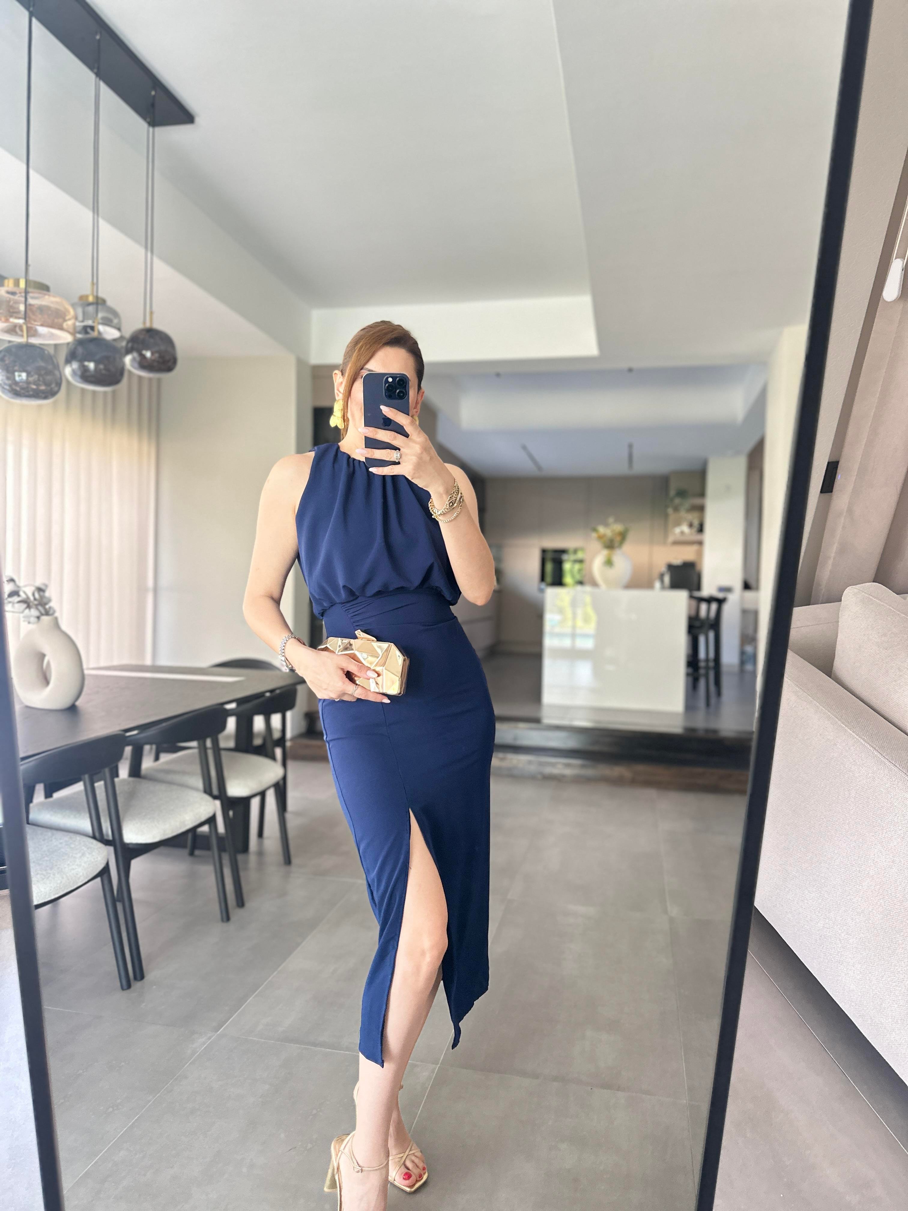 Lacivert Linda Yırtmaçlı Elbise