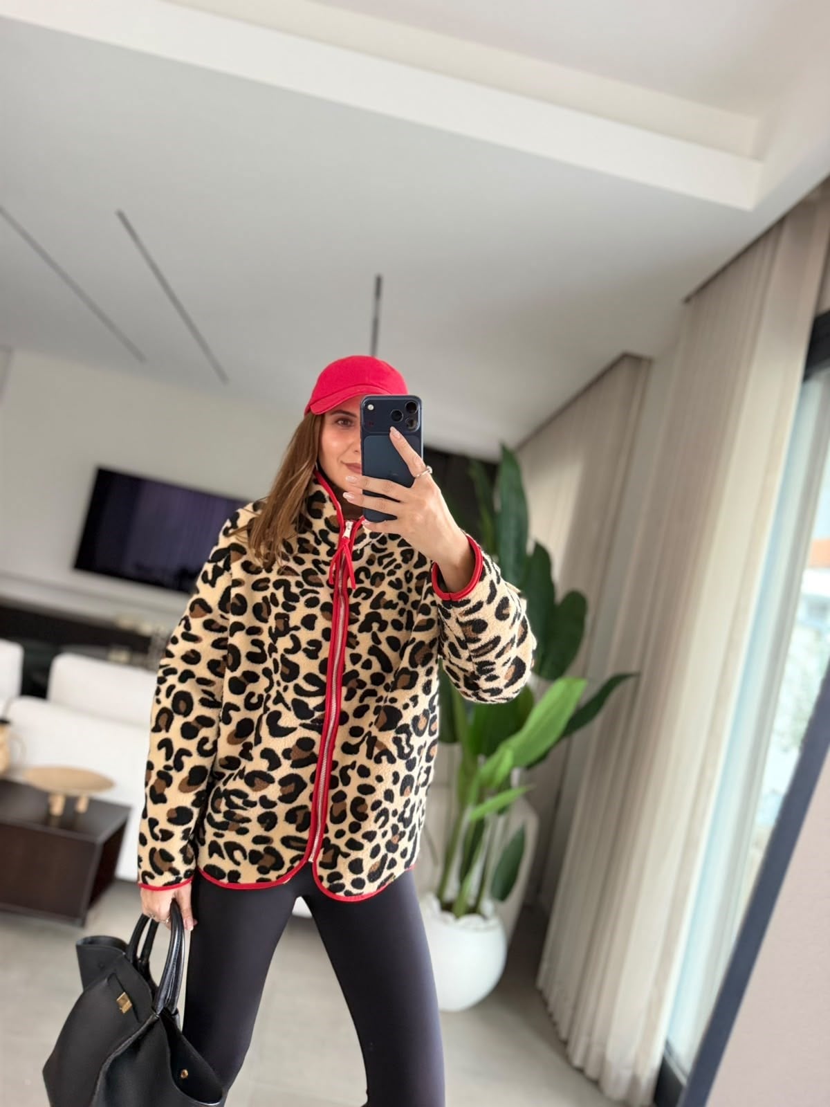 Leopar Desenli Dik Yaka Peluş Ceket