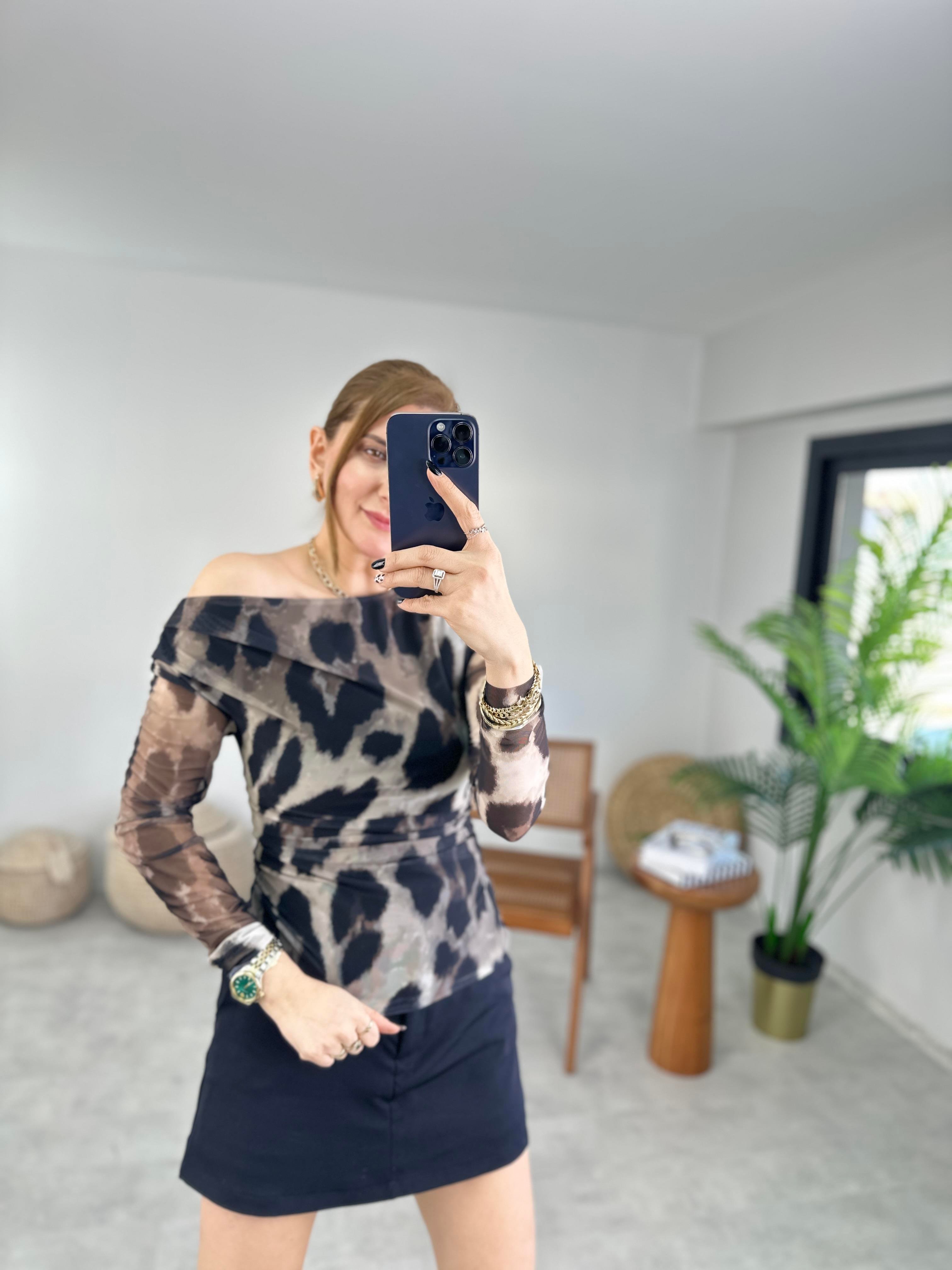 Likralı Desenli Tül Bluz