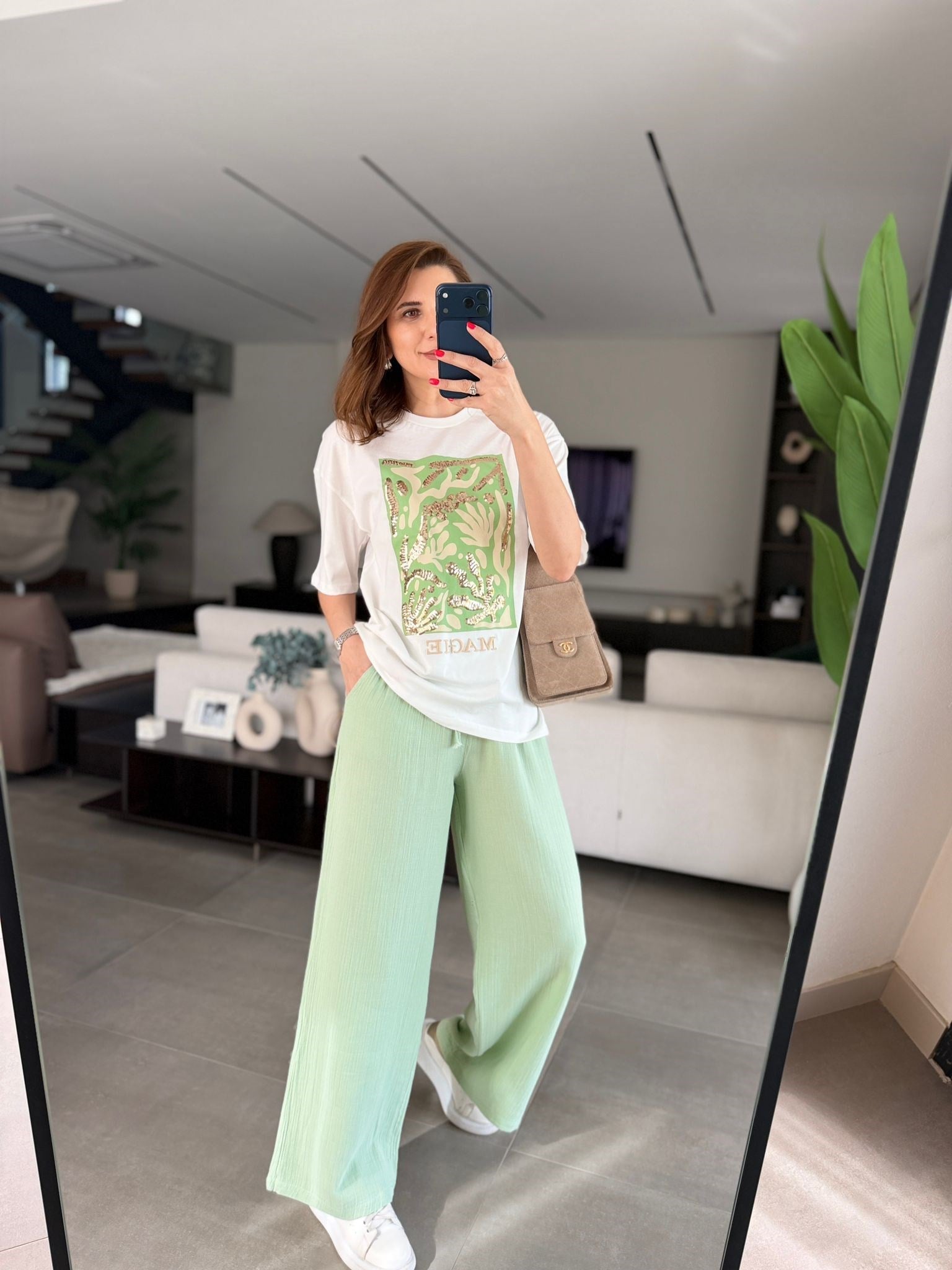 Magie Baskılı Önü Pullu T-shirt