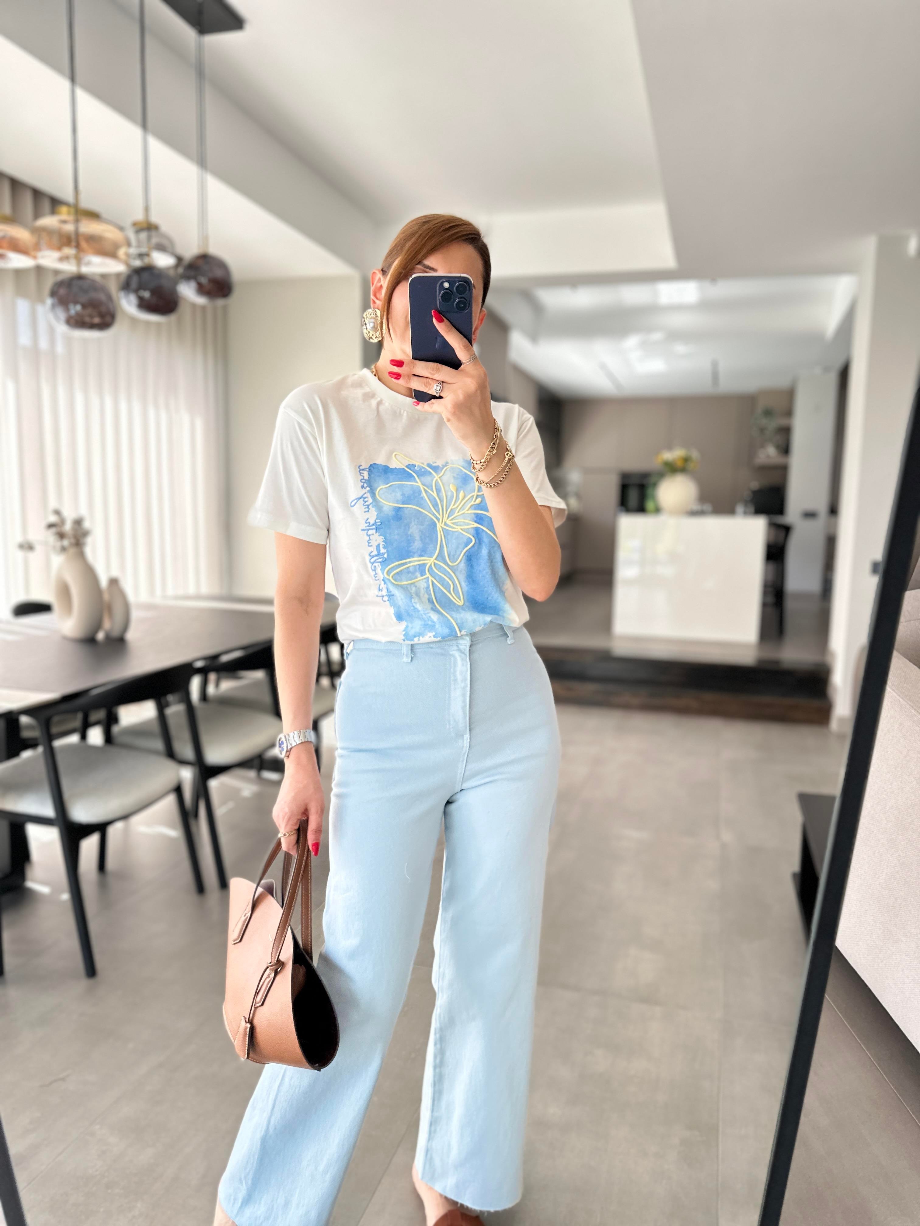 Mavi Baskı Detaylı T-shirt