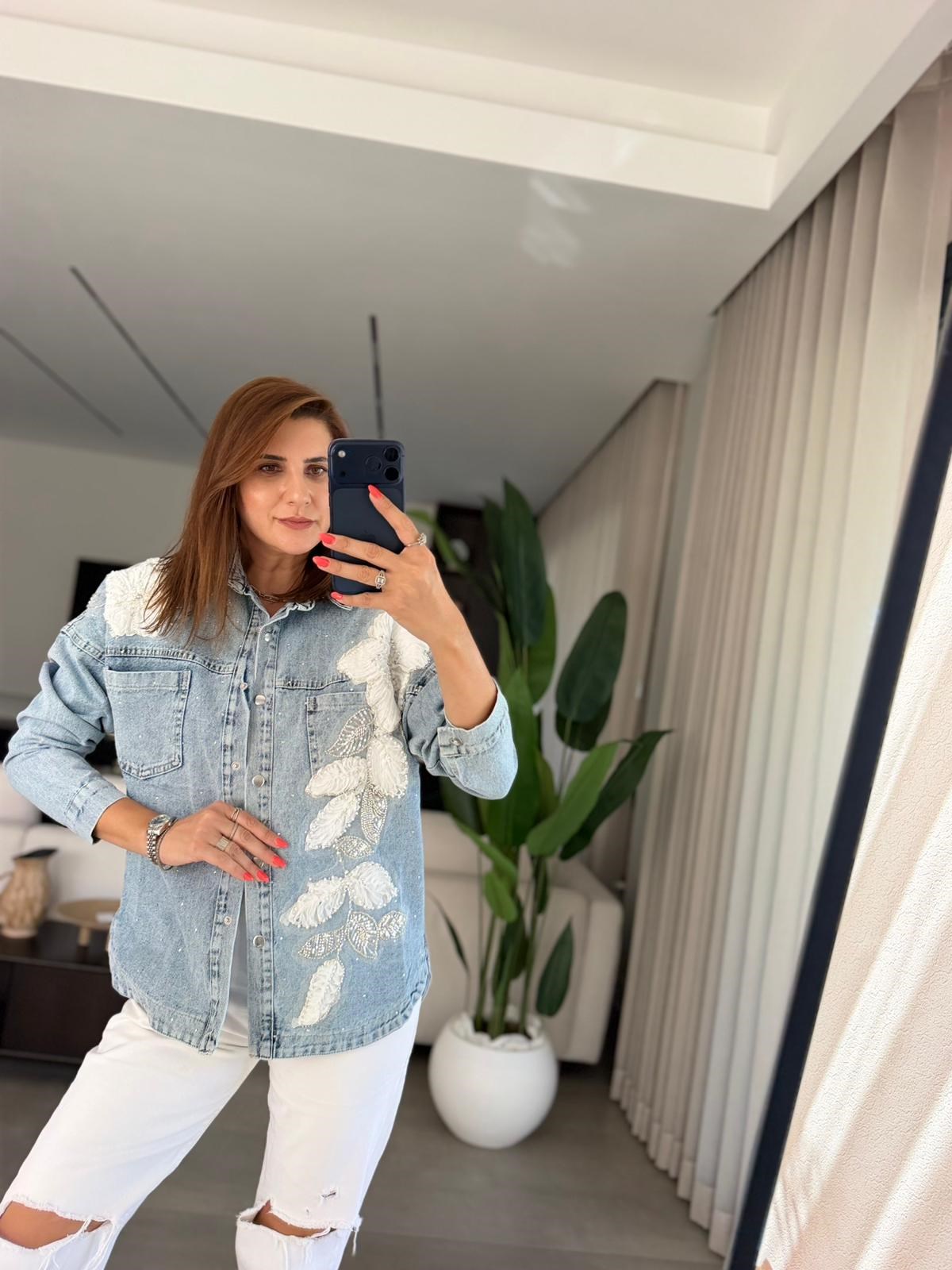 Mavi İnci Çiçek İşlemeli Denim Ceket