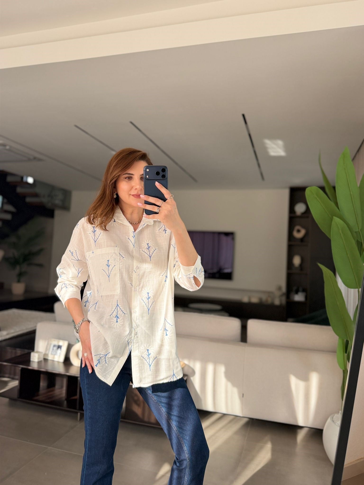 Mavi Keten Nakışlı Gömlek