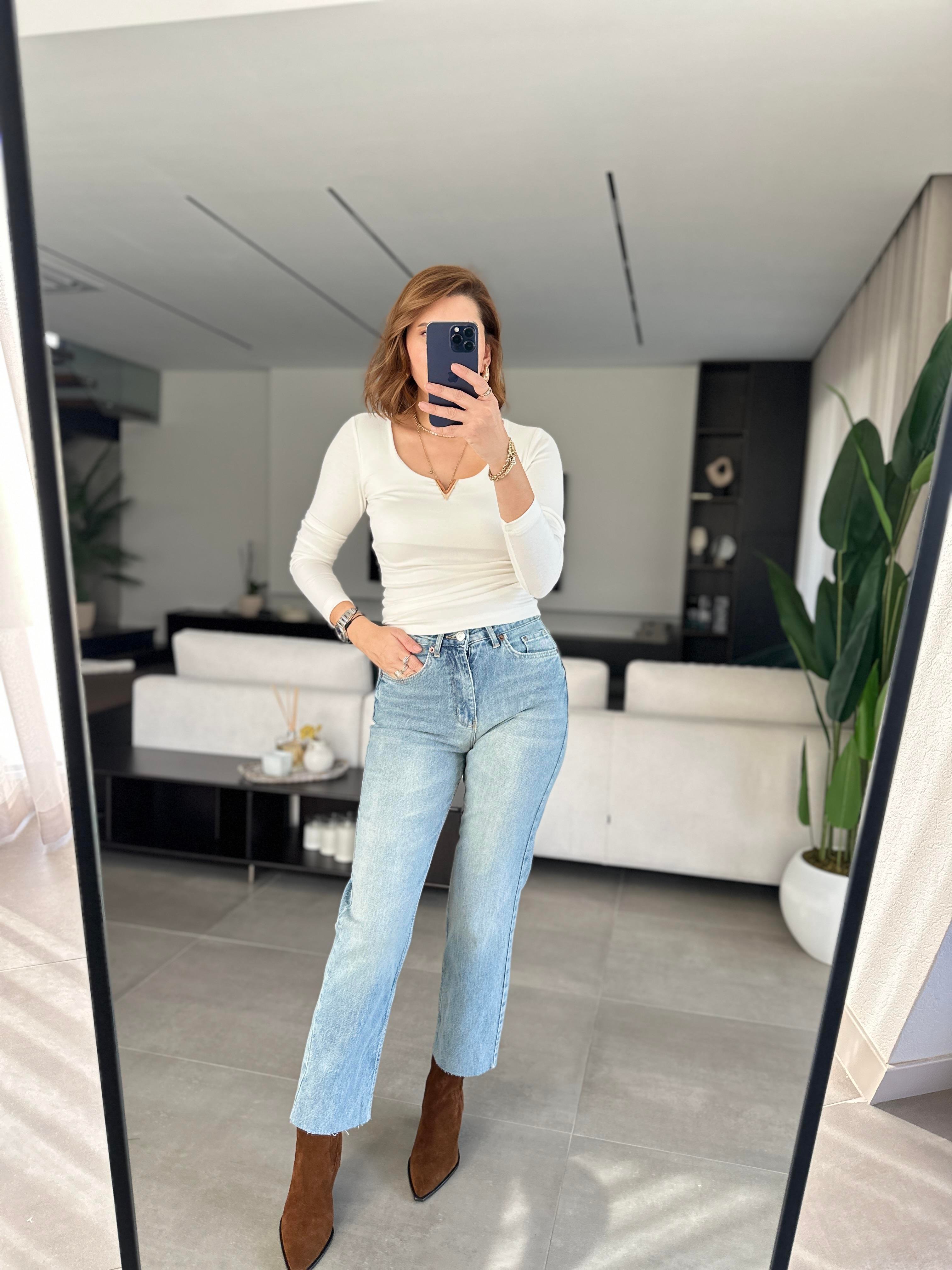 Mavi Novra Jean