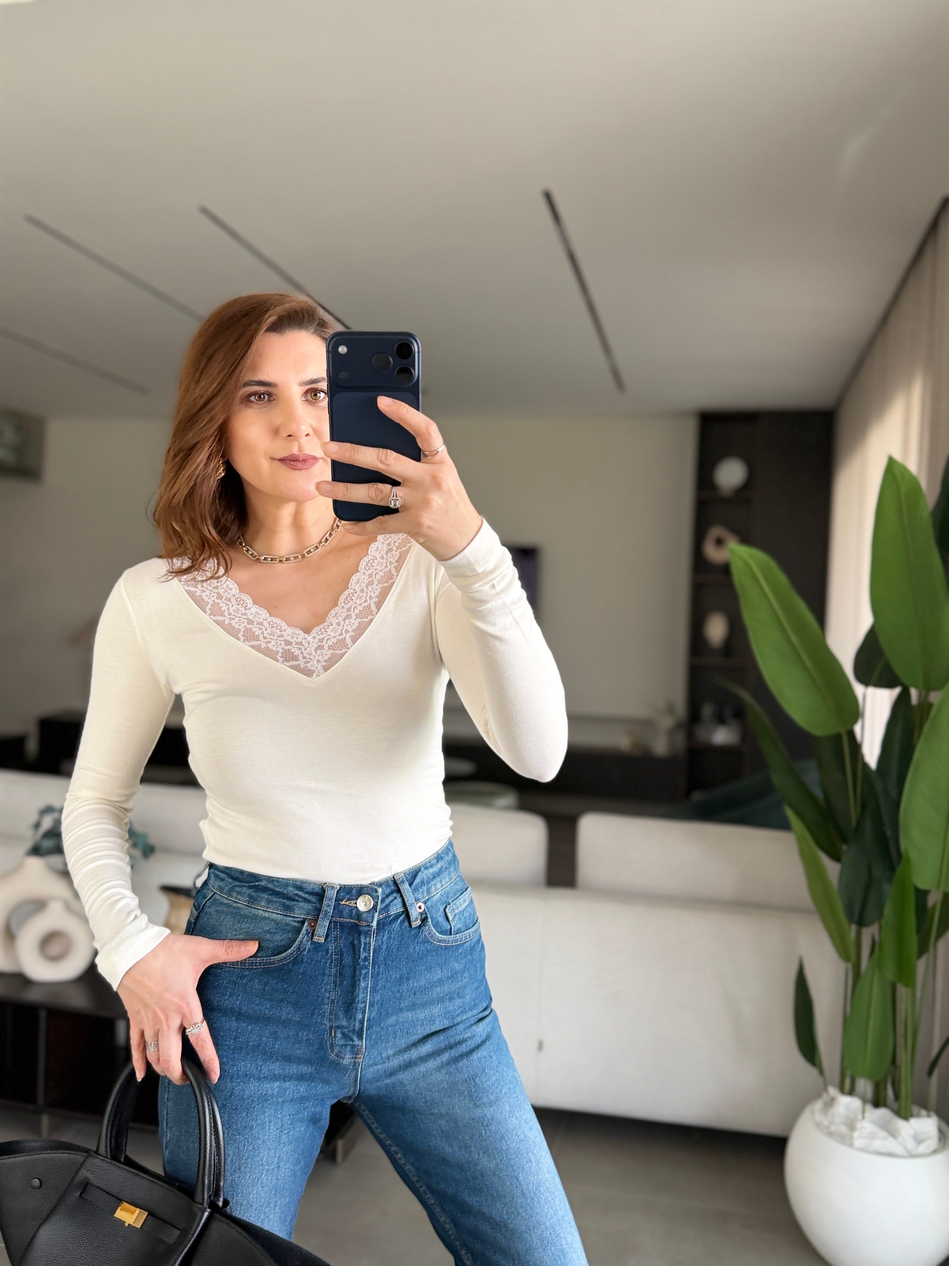 Mavi ZR Model Kesik Paça Jean