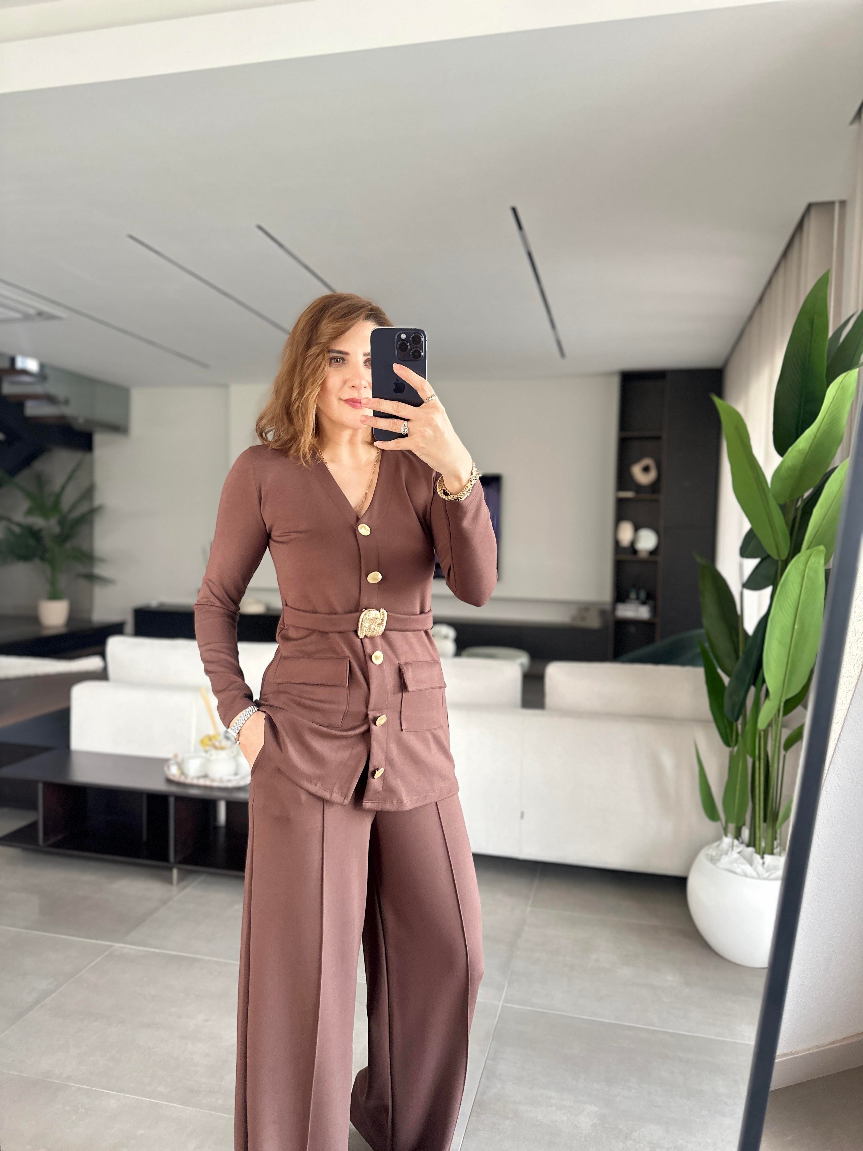 Modal Kemer Görünümlü Ceketli Takım