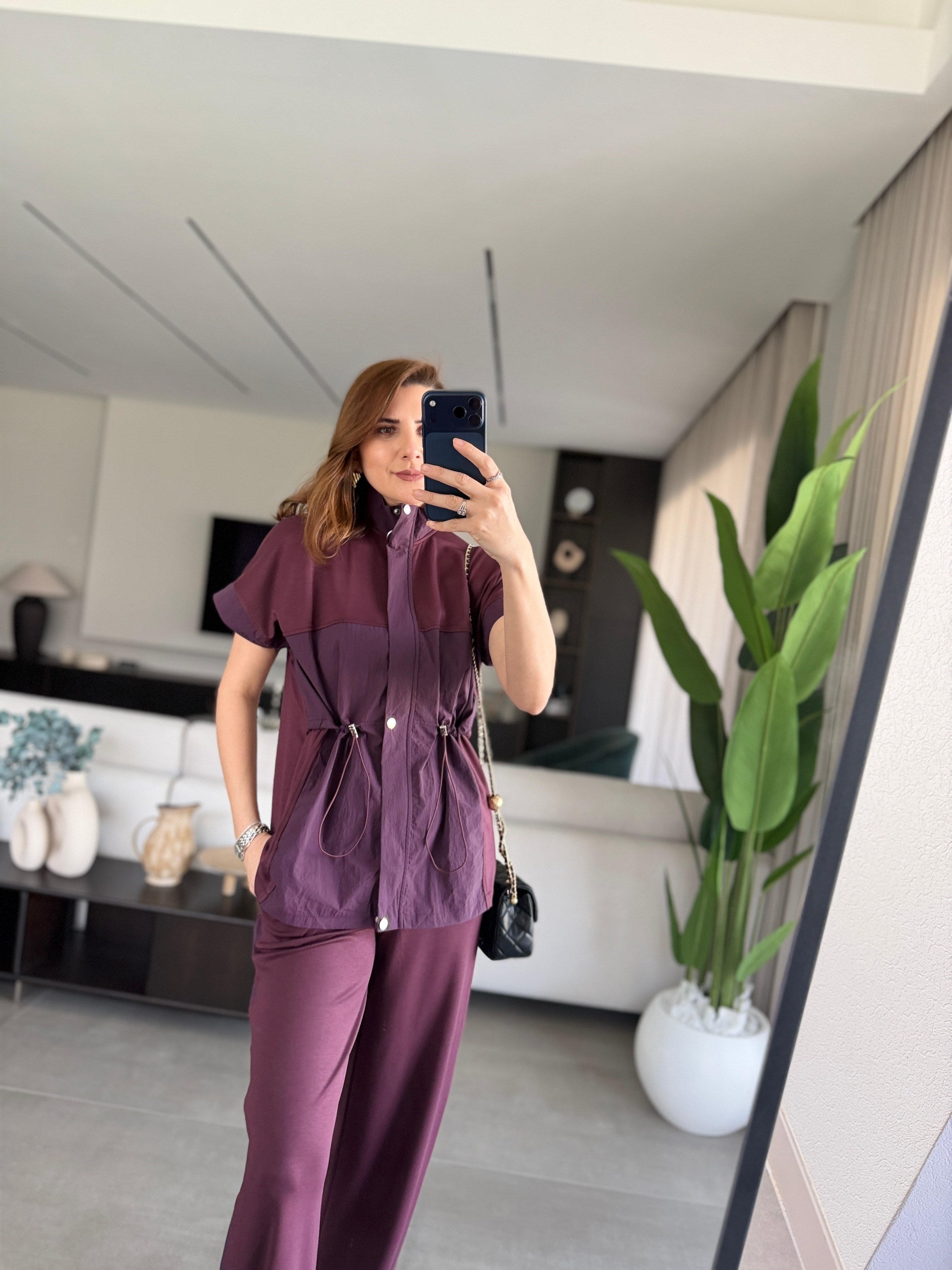 Mürdüm Modern Çizgi Detaylı Takım