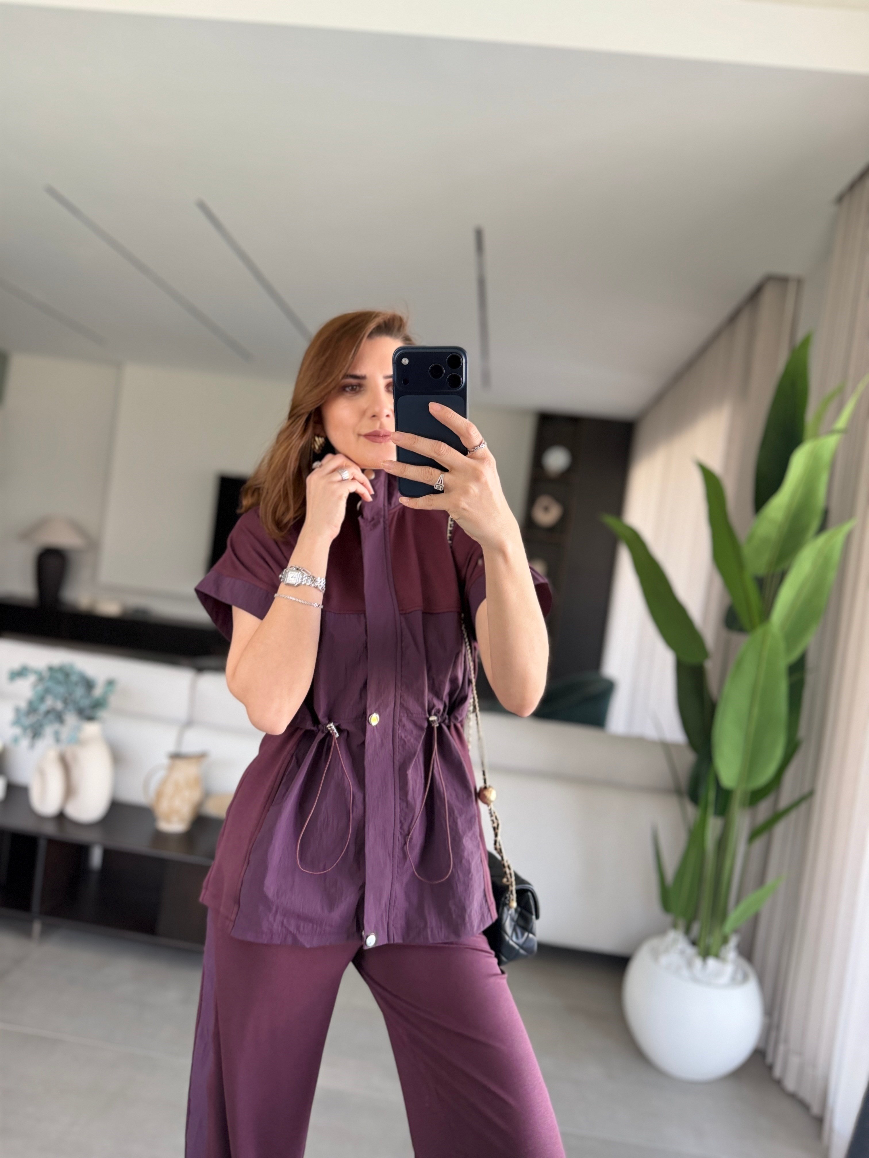 Mürdüm Modern Çizgi Detaylı Takım